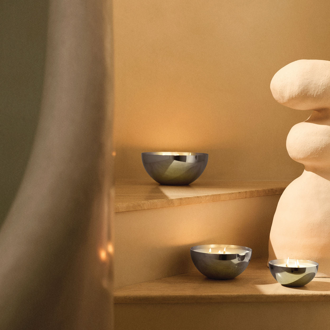 Duftwachs für die Kerze ROCC - FLINT mit holzigen Noten, Leder und Styraxharz