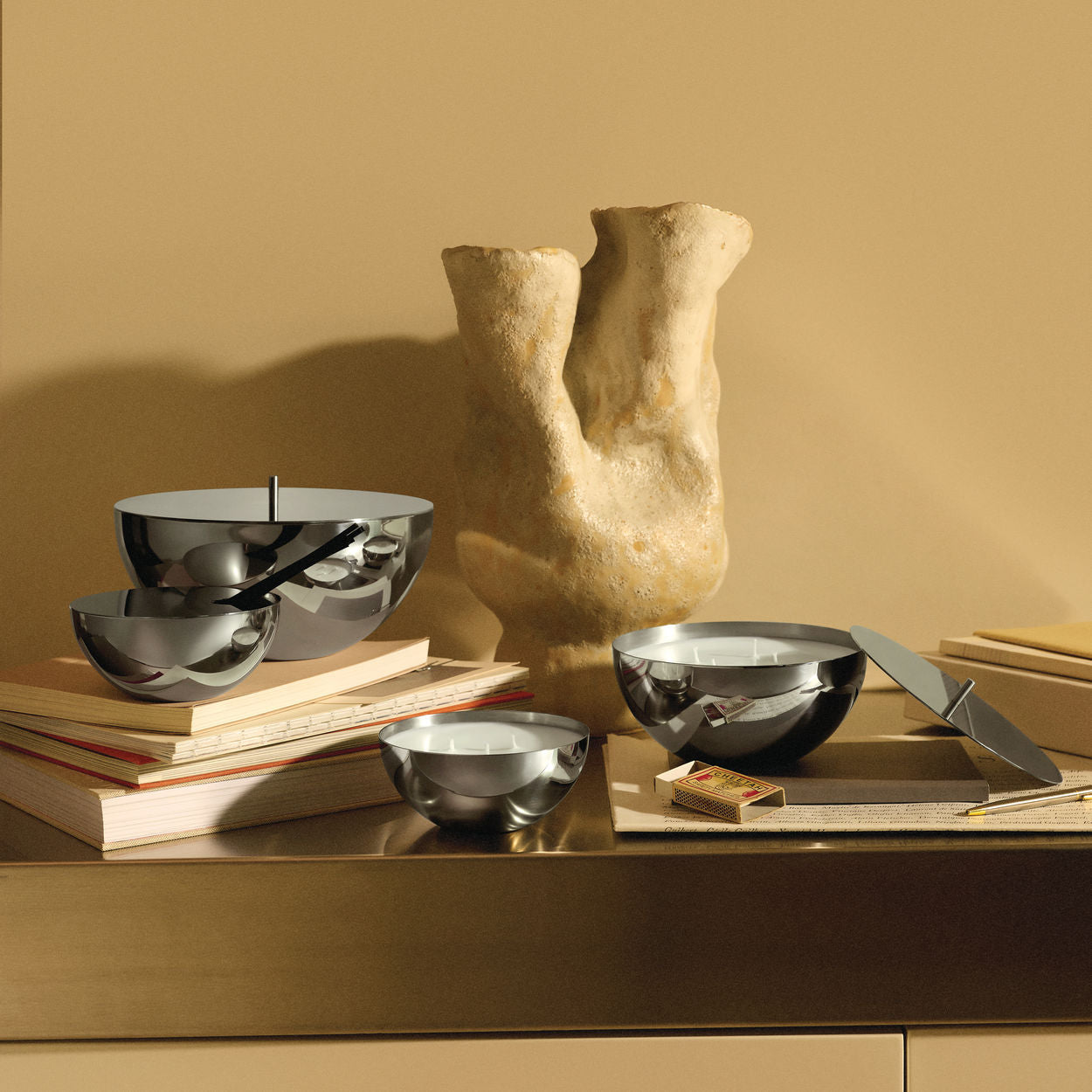 Duftdiffusor ROCC- MARBLE mit holzigen Noten, Styraxharz und Leder