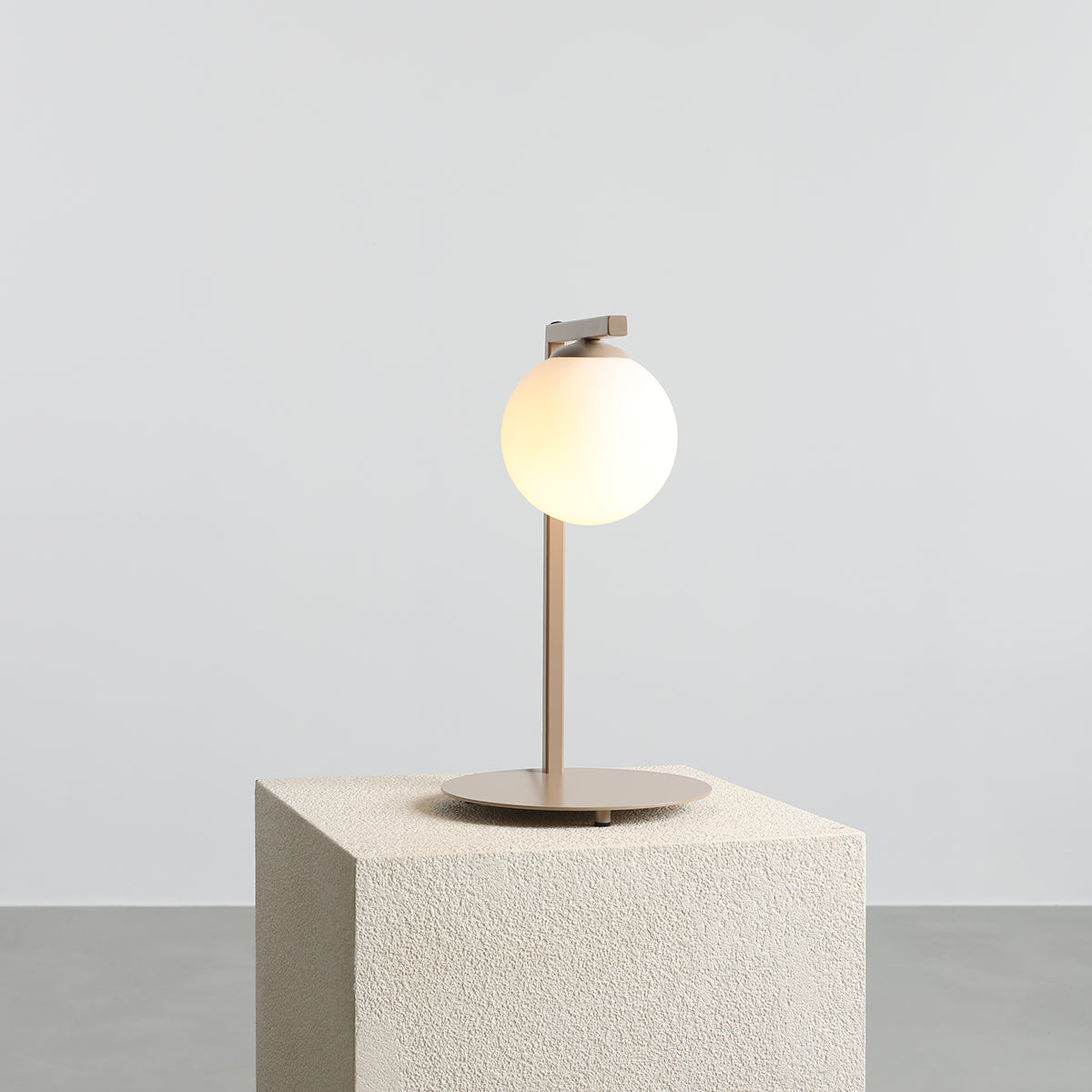 ZAC Tischleuchte beige