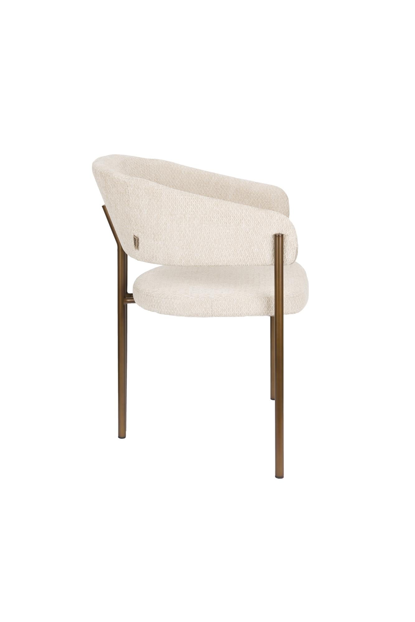 Naida Beige Stuhl mit einer braunen Basis