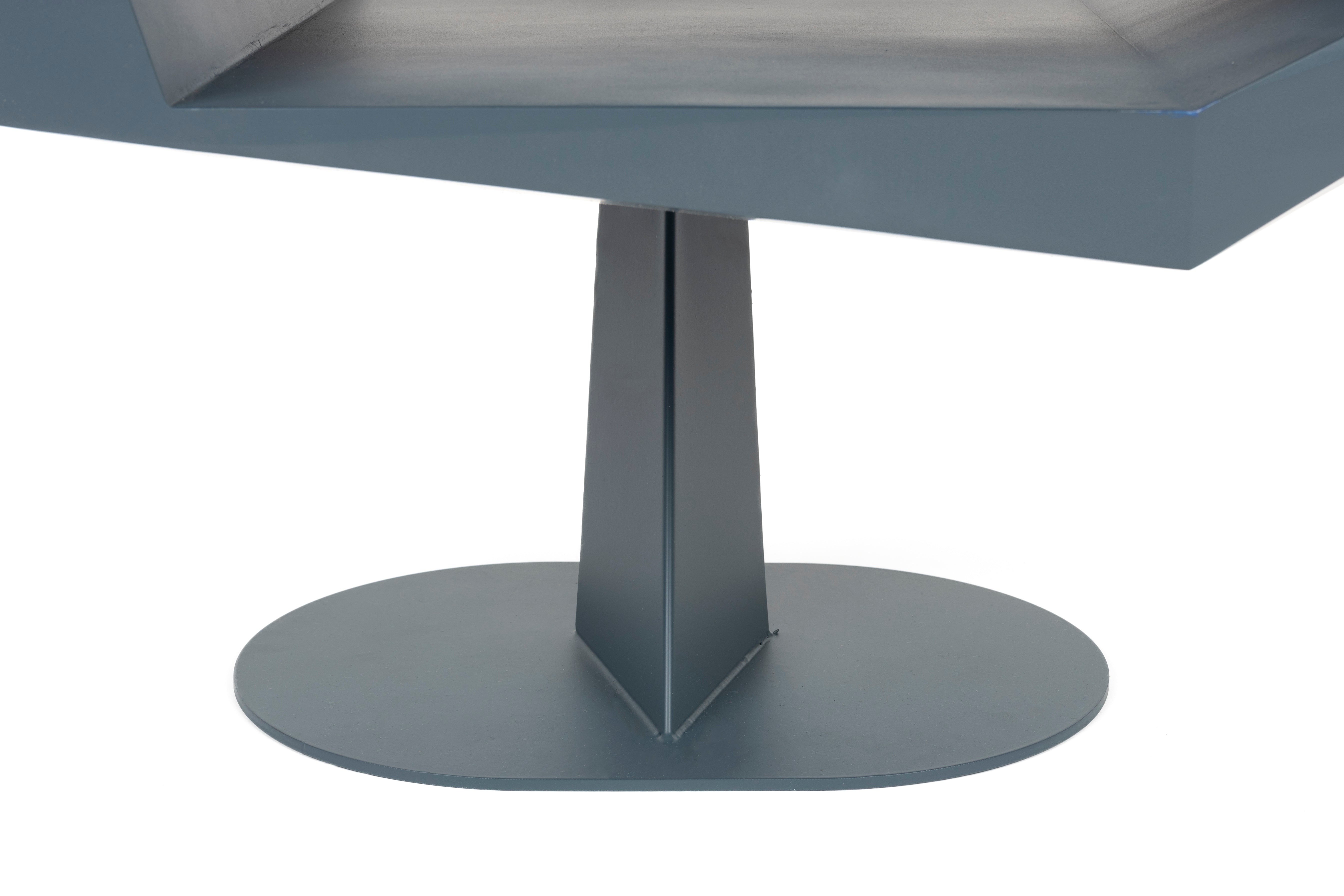 Beistelltisch NORTH - SPACE BLACK granatblau