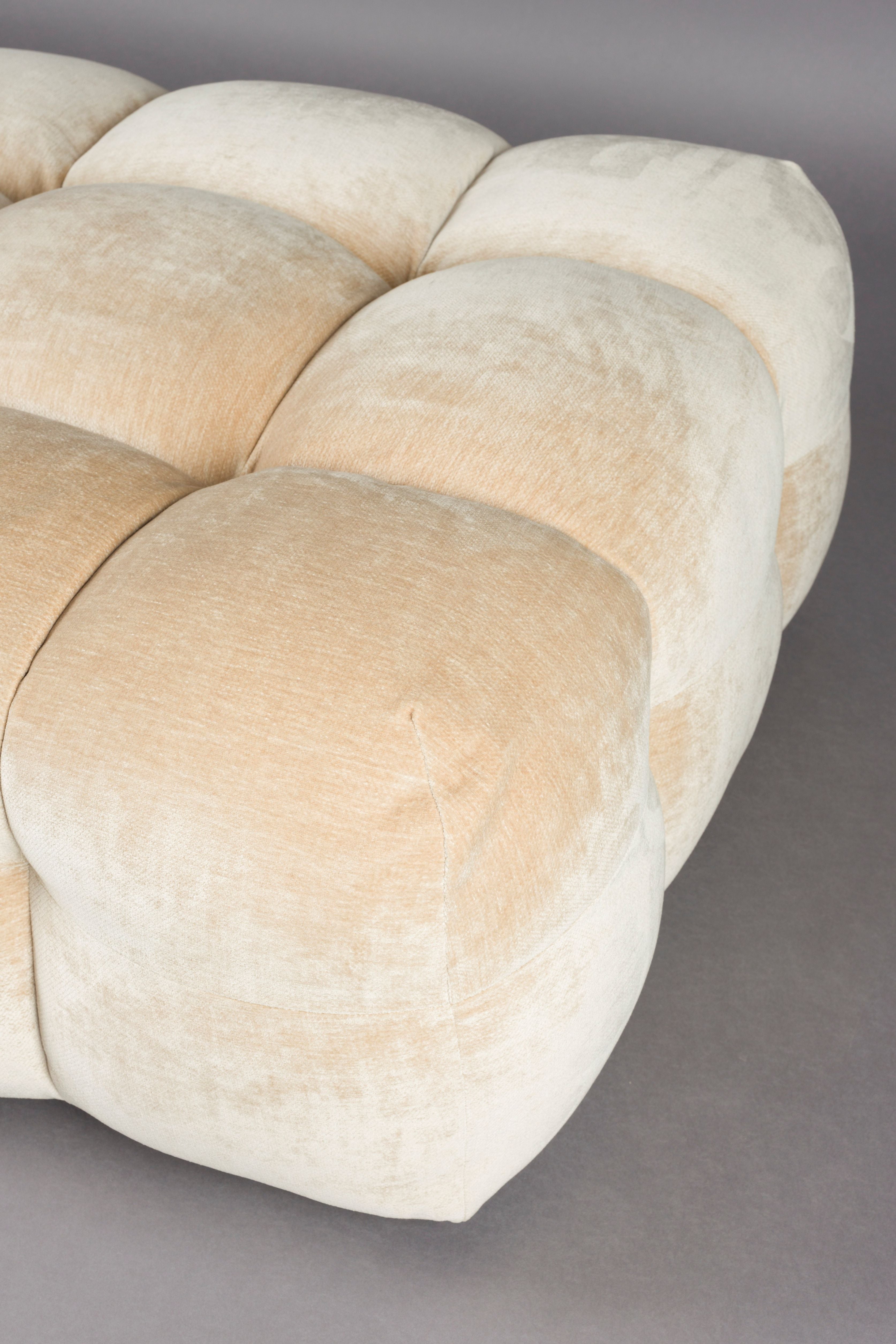 HACKMAN Pouf aus beigem Velours