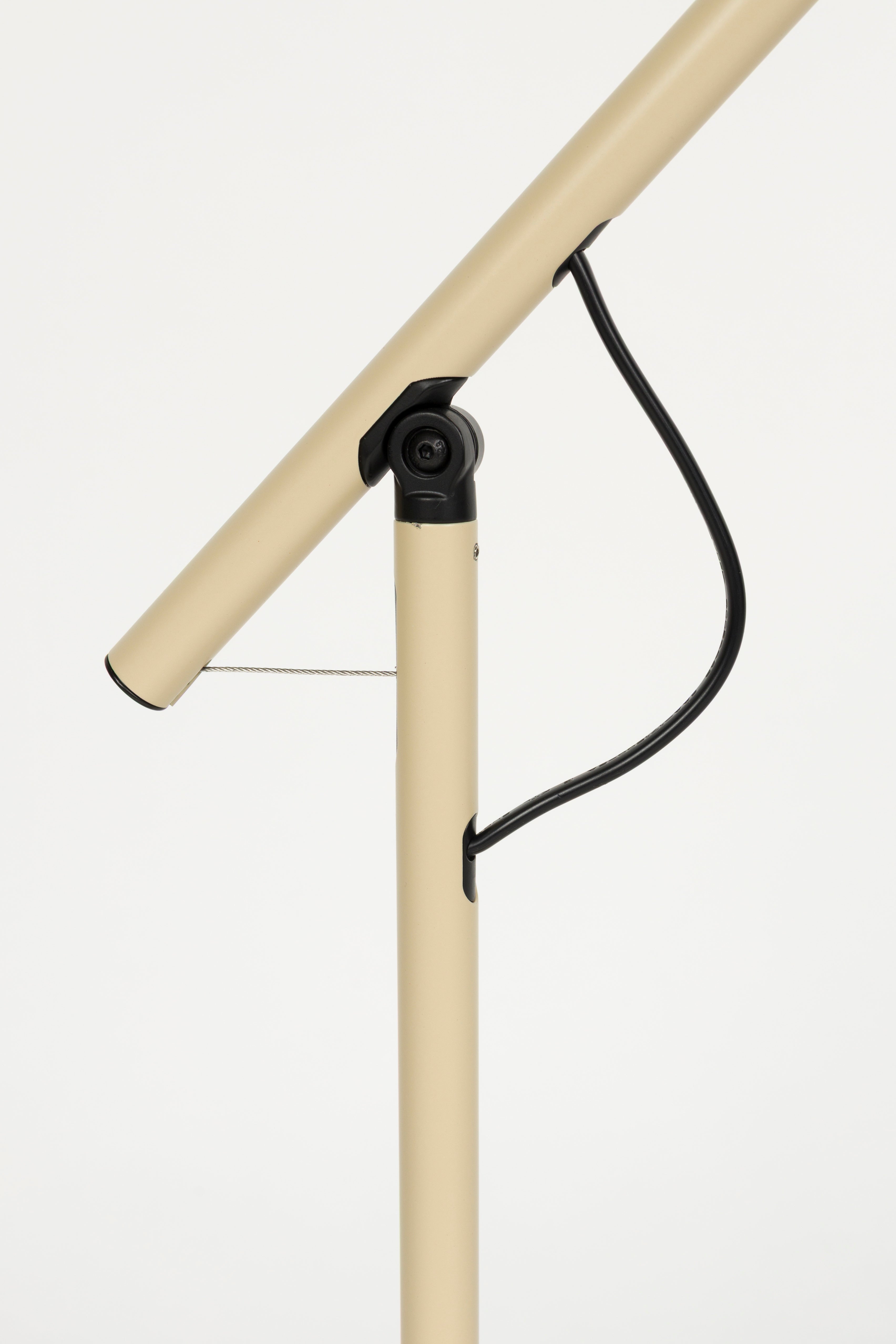 AERO beige table lamp