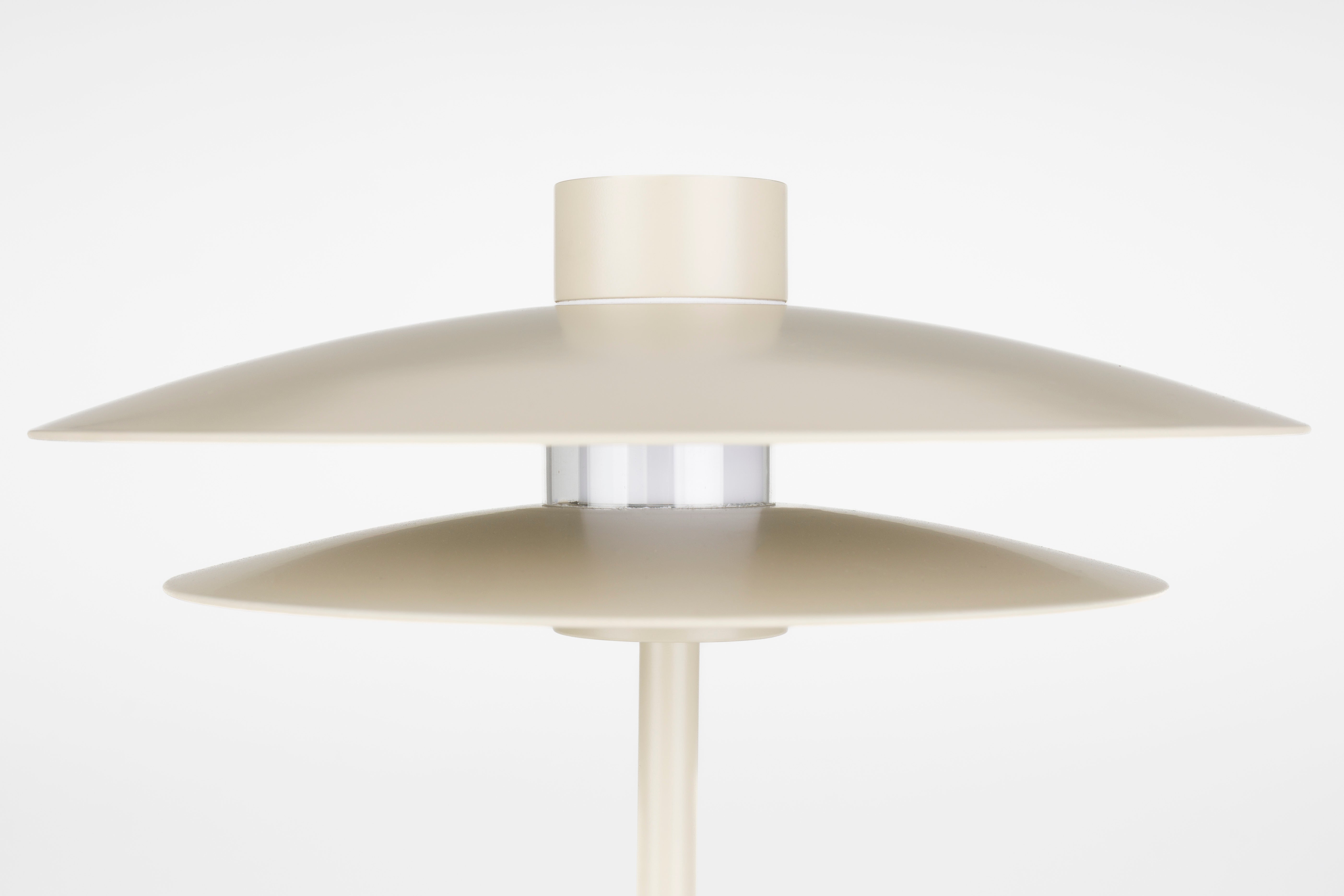 WUBBO Beige Table Lamp