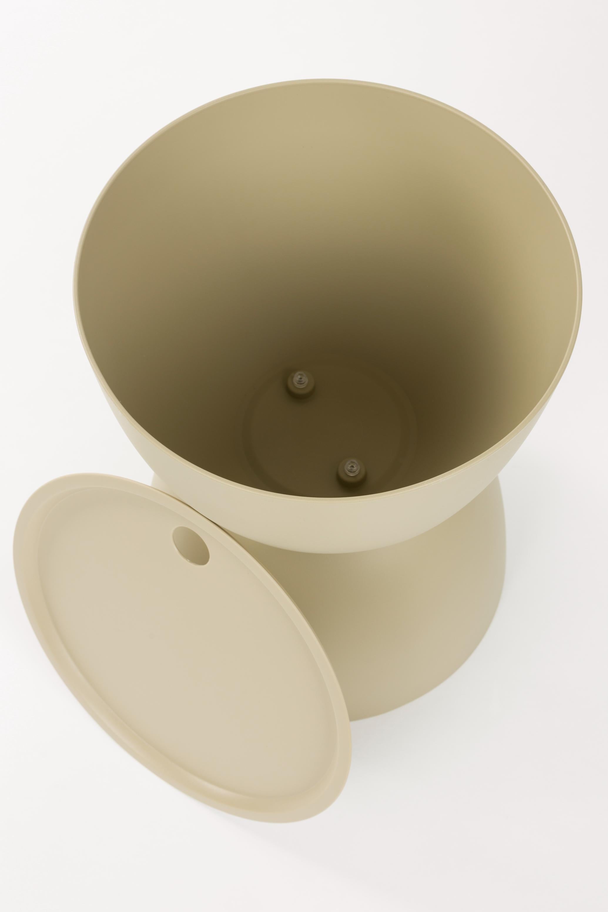 Gartenkaffee-Tisch mit Stauraum MARA beige