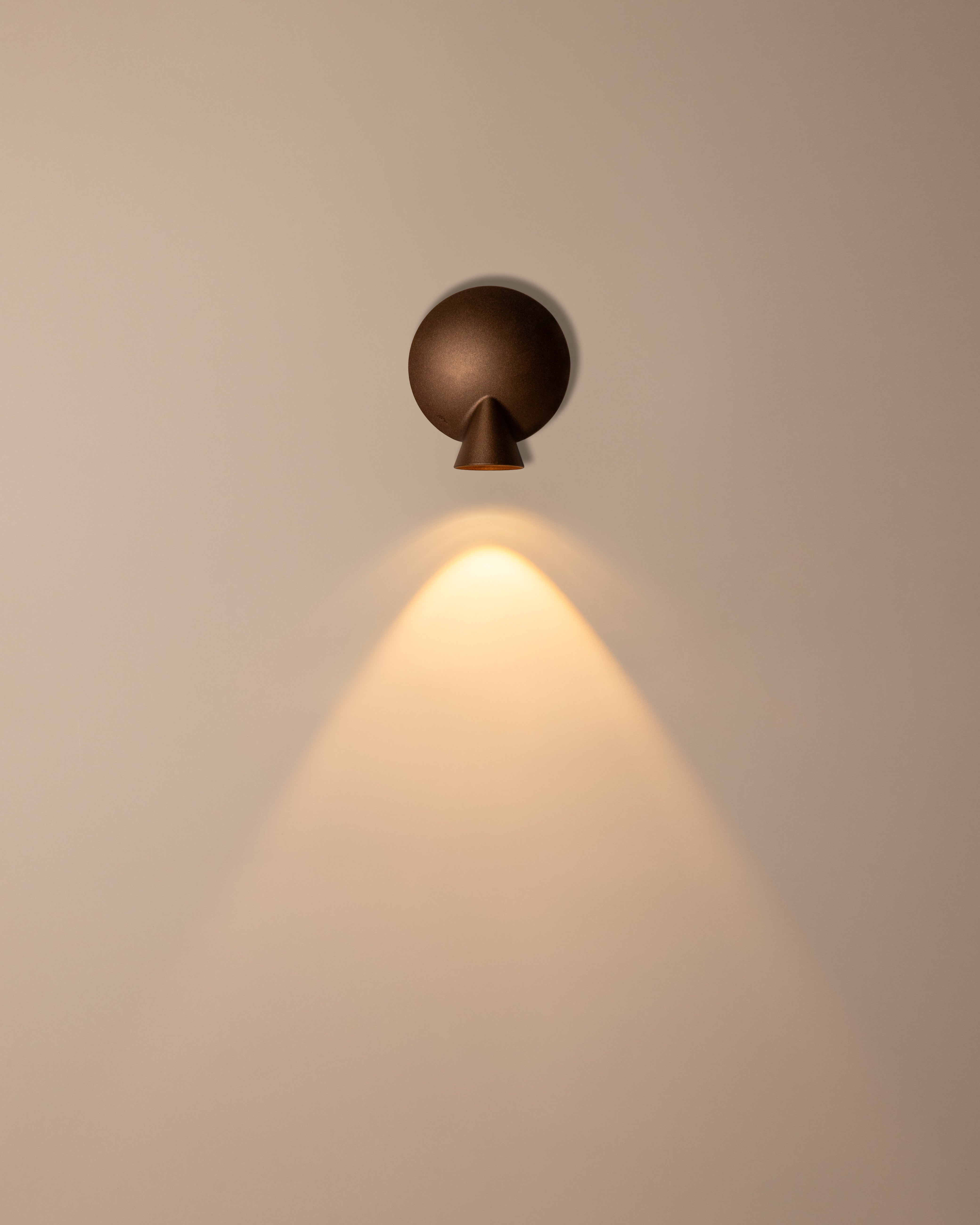 Lampa ścienna TORTUGA brązowy