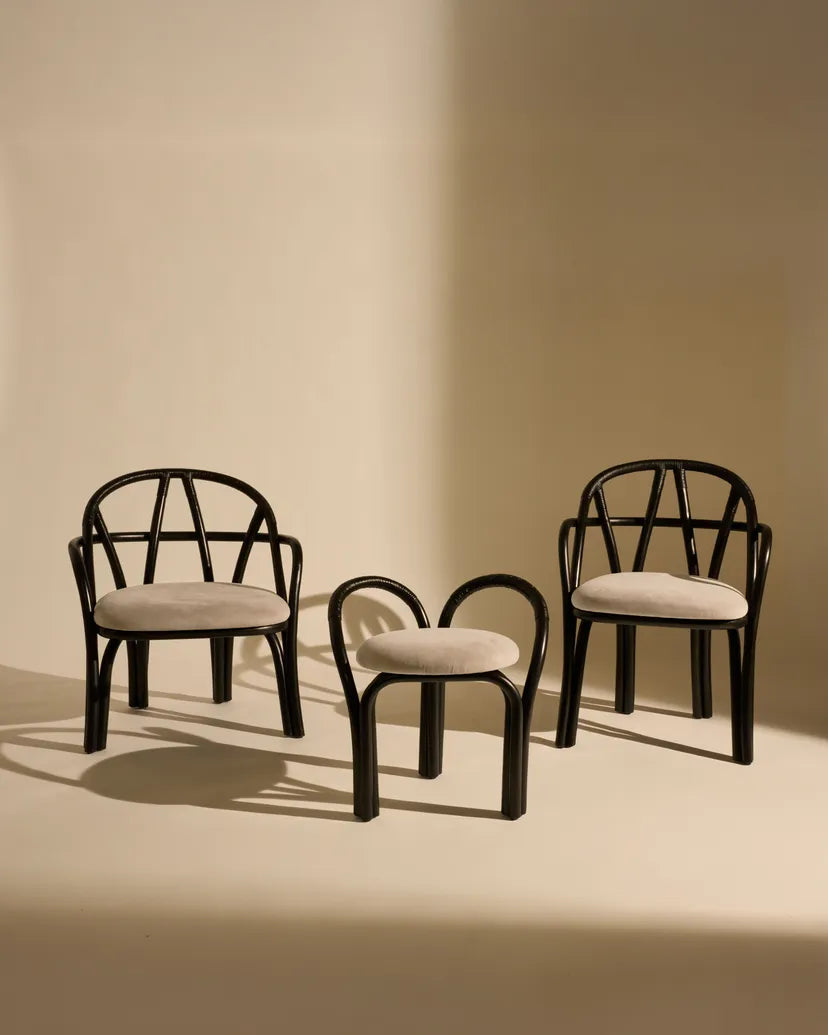 Polsterhocker BISTRA mit rattanfarbener Ebenholzgrundlage