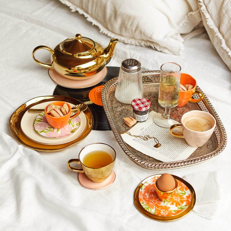 GOOD MORNING Plate Set with Orange Floral Motif