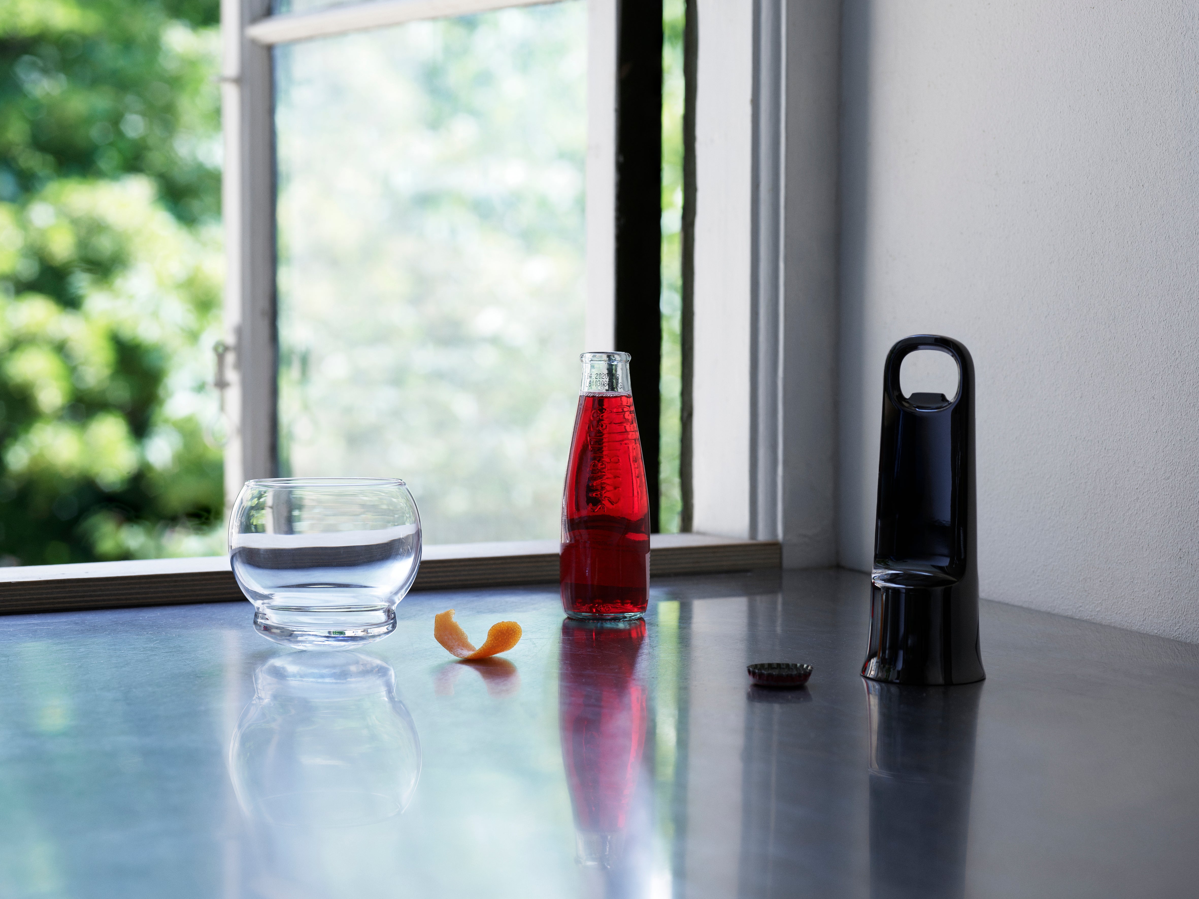 BELL black bottle opener