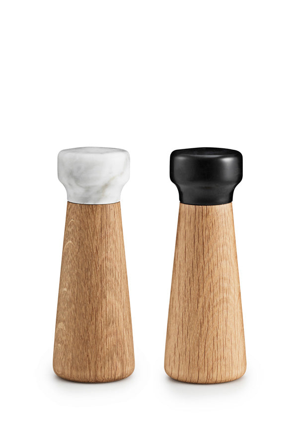 Pfeffermühle CRAFT aus Eichenholz mit schwarzem Marmor