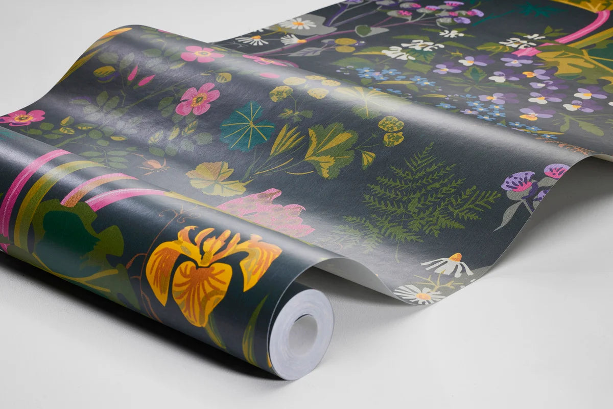 Wallpaper with a floral pattern GOCKEN JOBS RABARBER navy blue