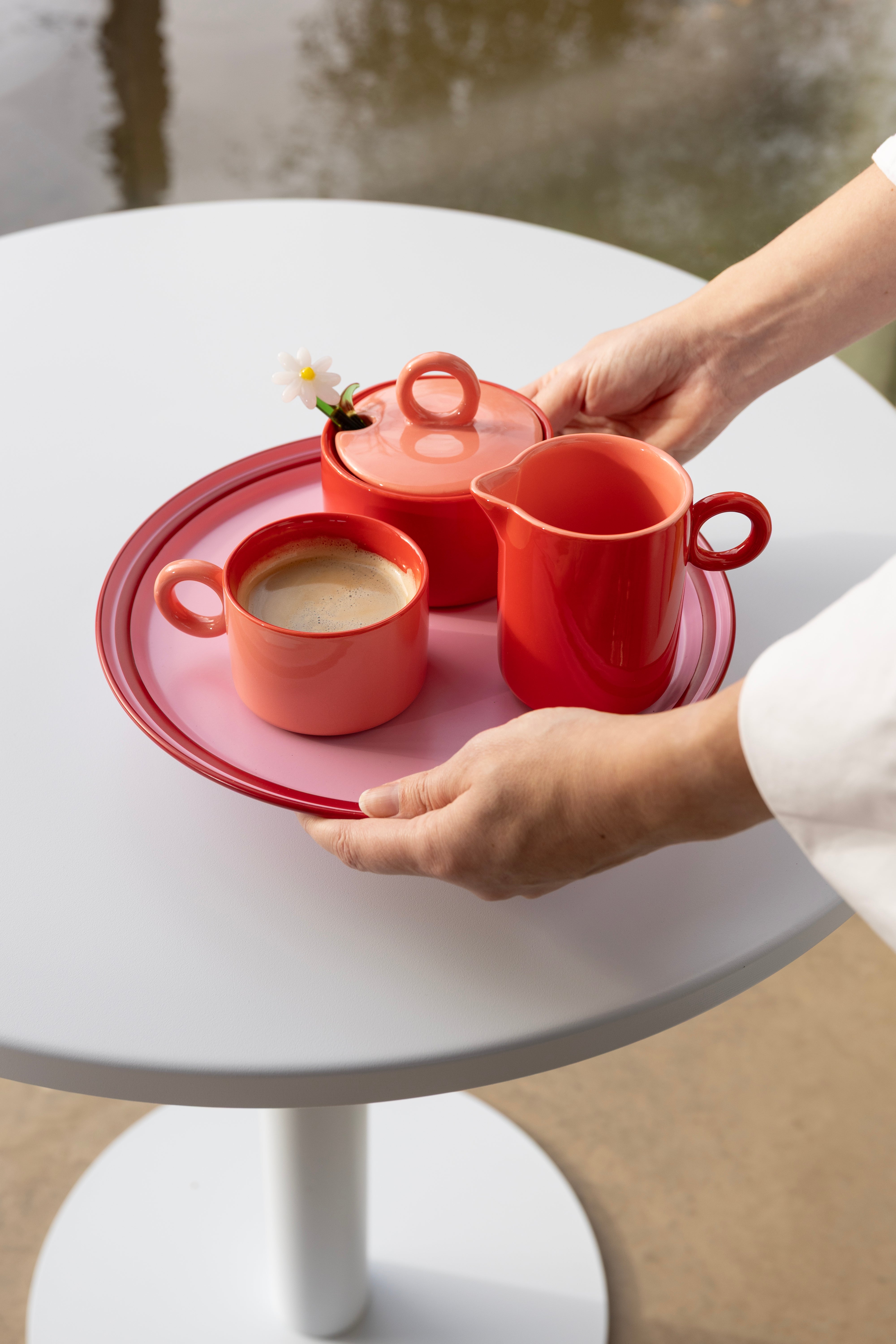 VANO tray pink with red