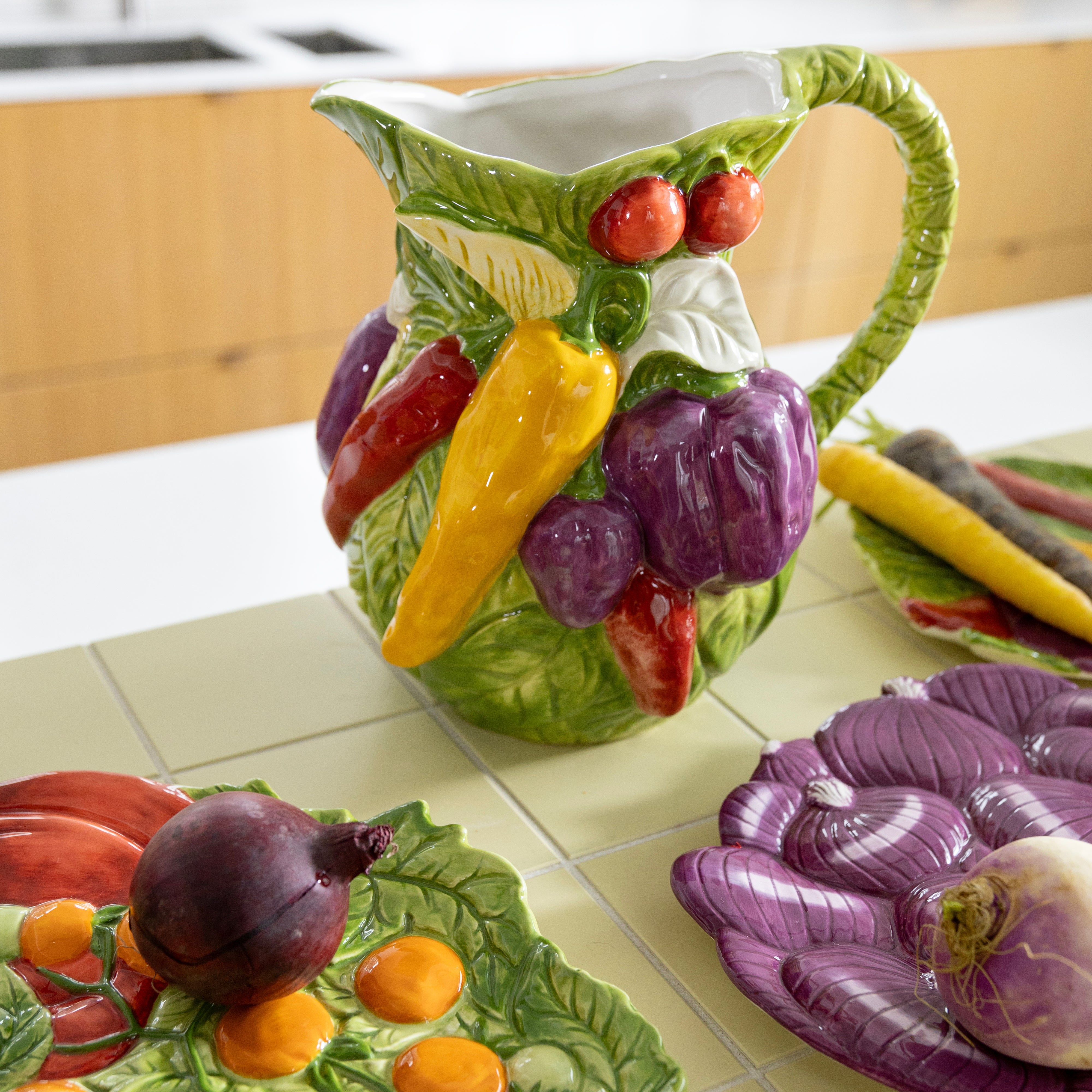 Kanne LEGUME PEPPER grün mit Gelb und Rot