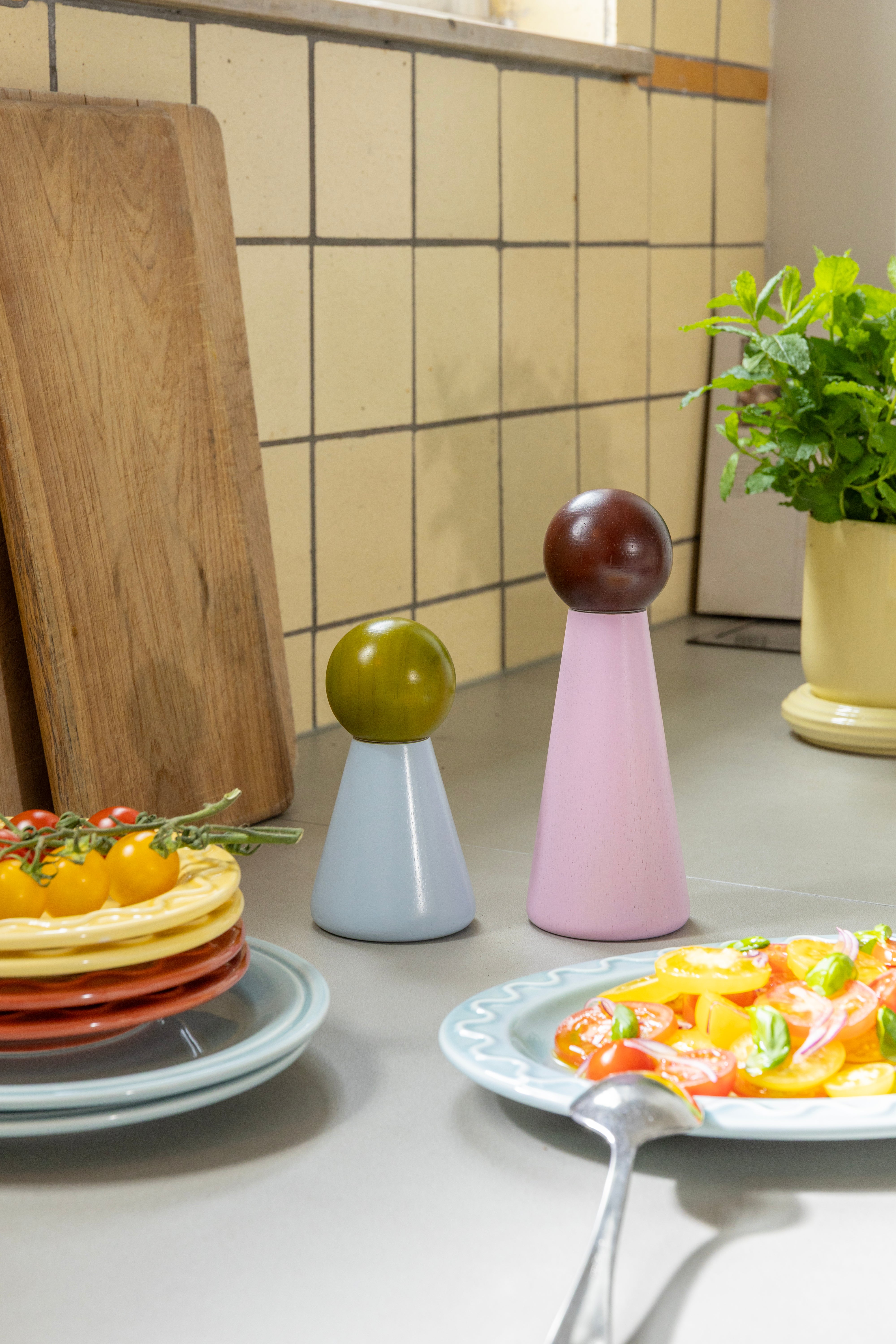 Gewürzmühle HALMA LARGE rosa mit burgunderrot