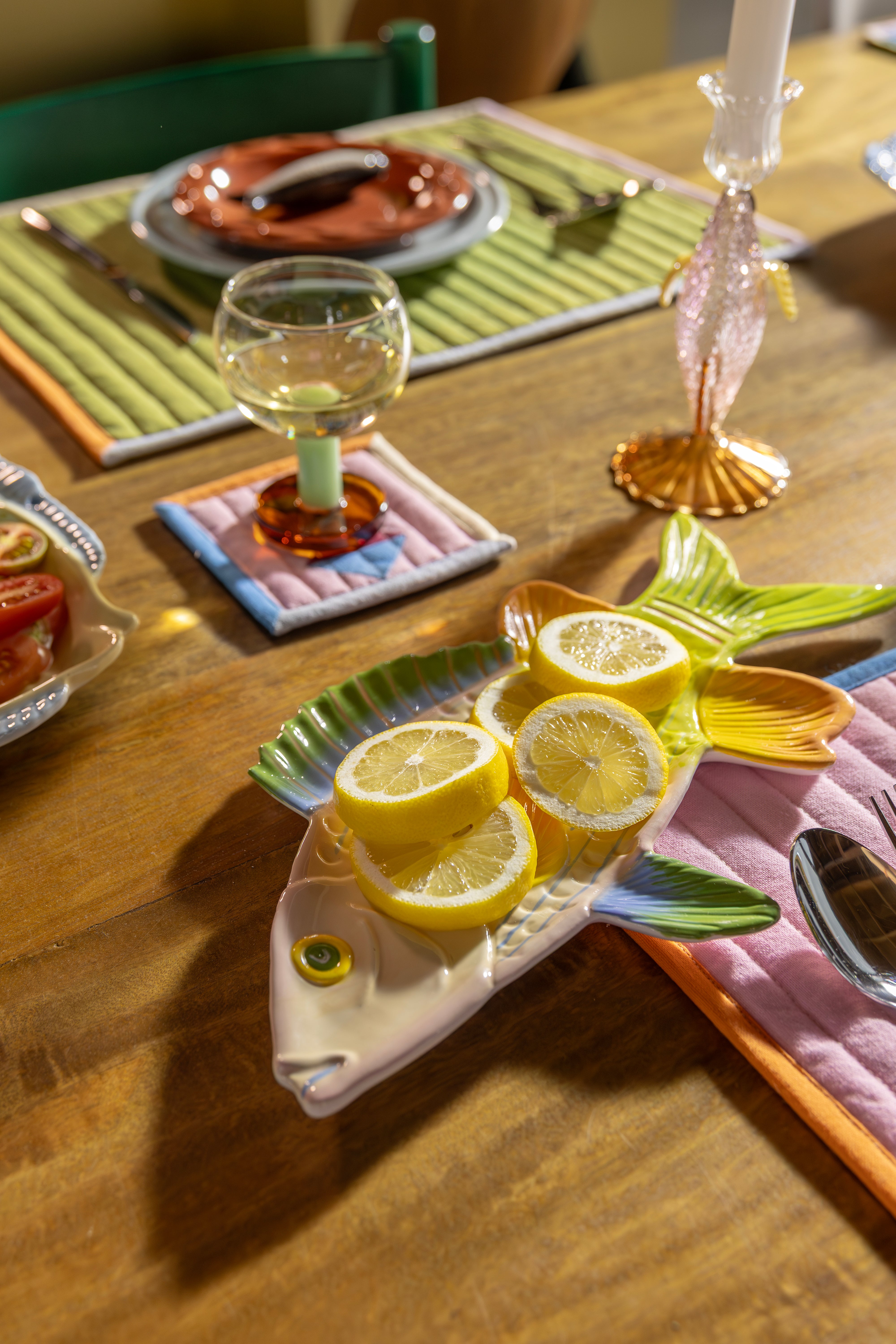 Green FISH TRIGGER Plate with Yellow and Blue