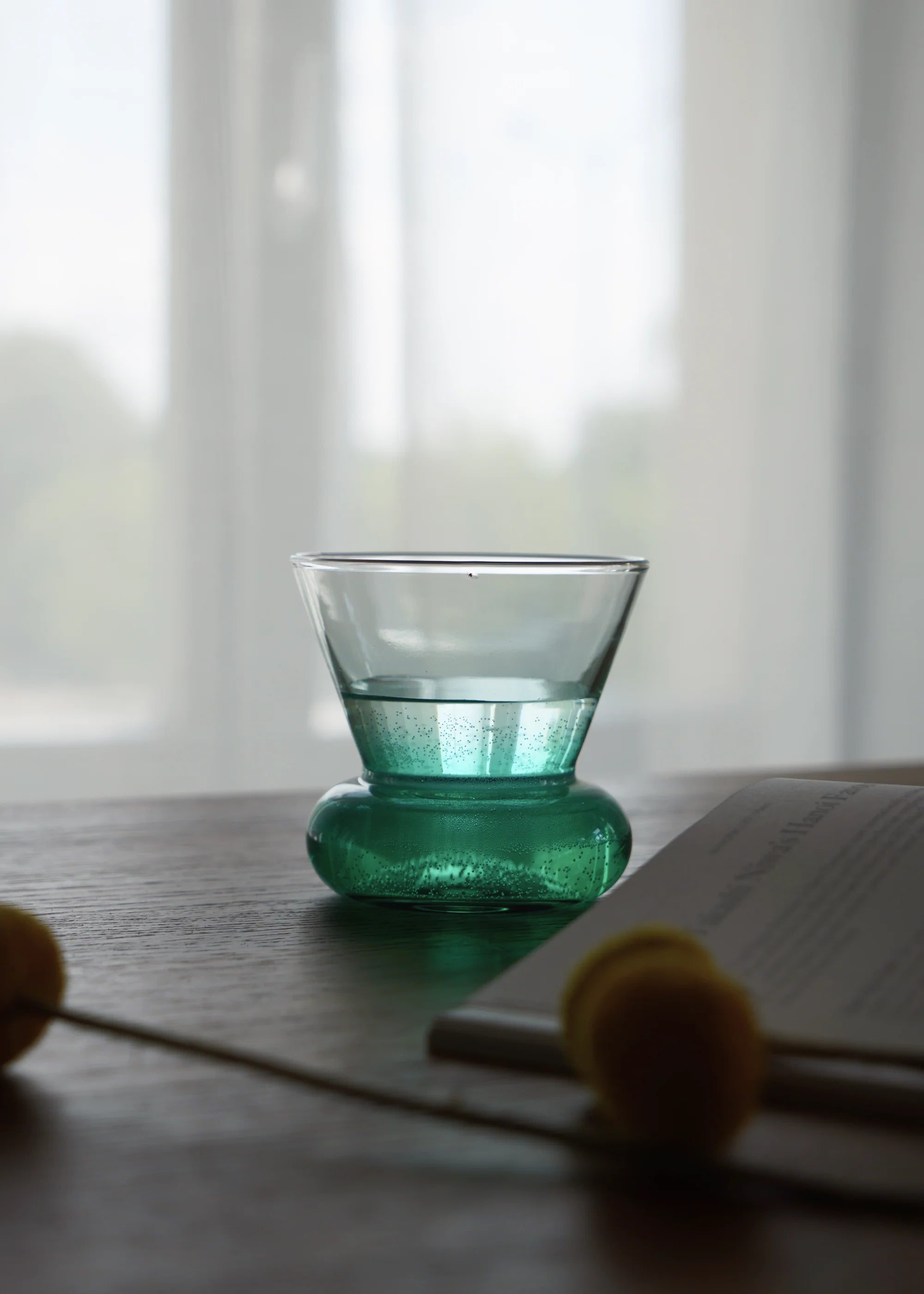 Glas ORIO grünes Glas geblasen