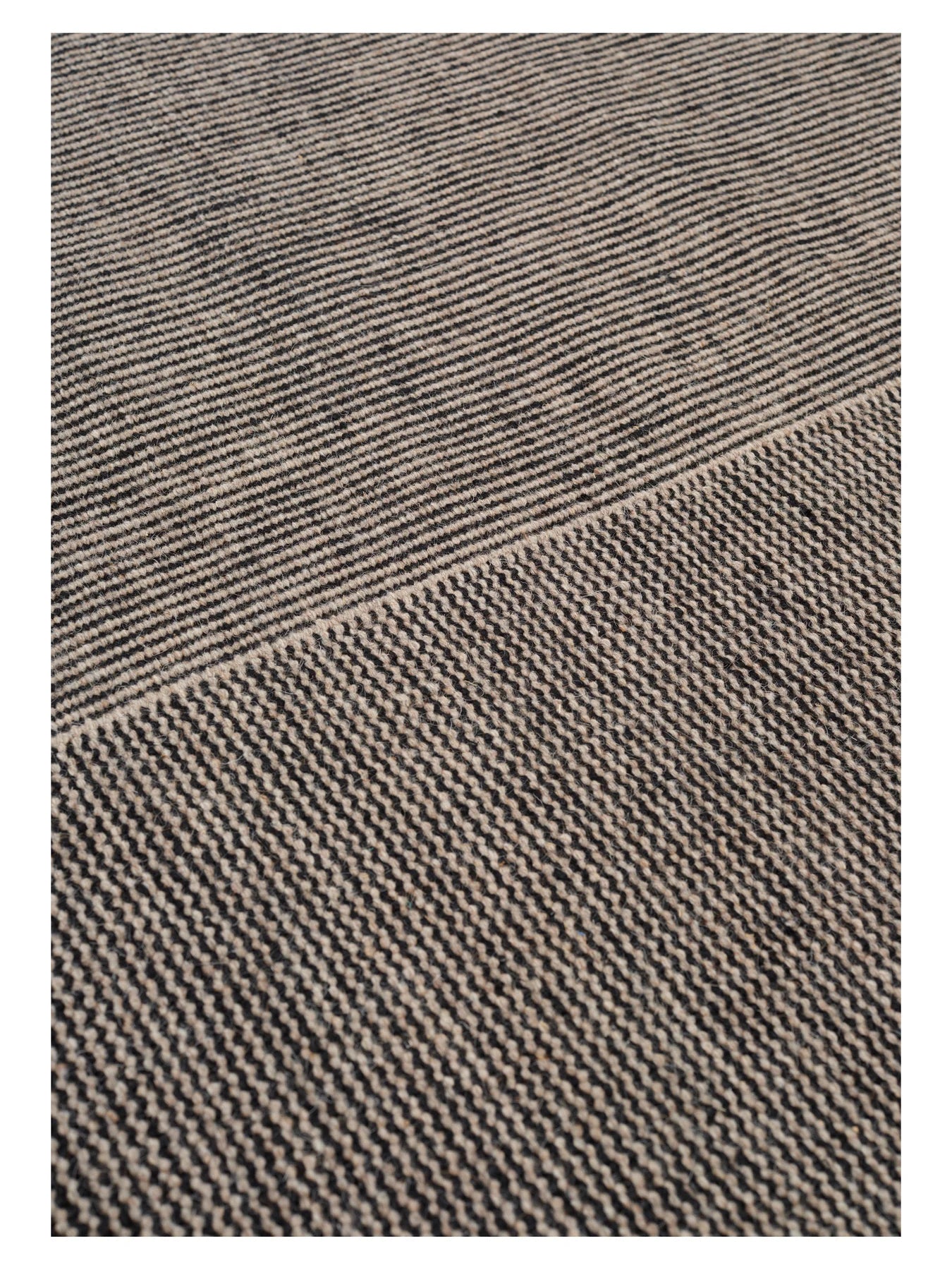 KENT gray rug with beige