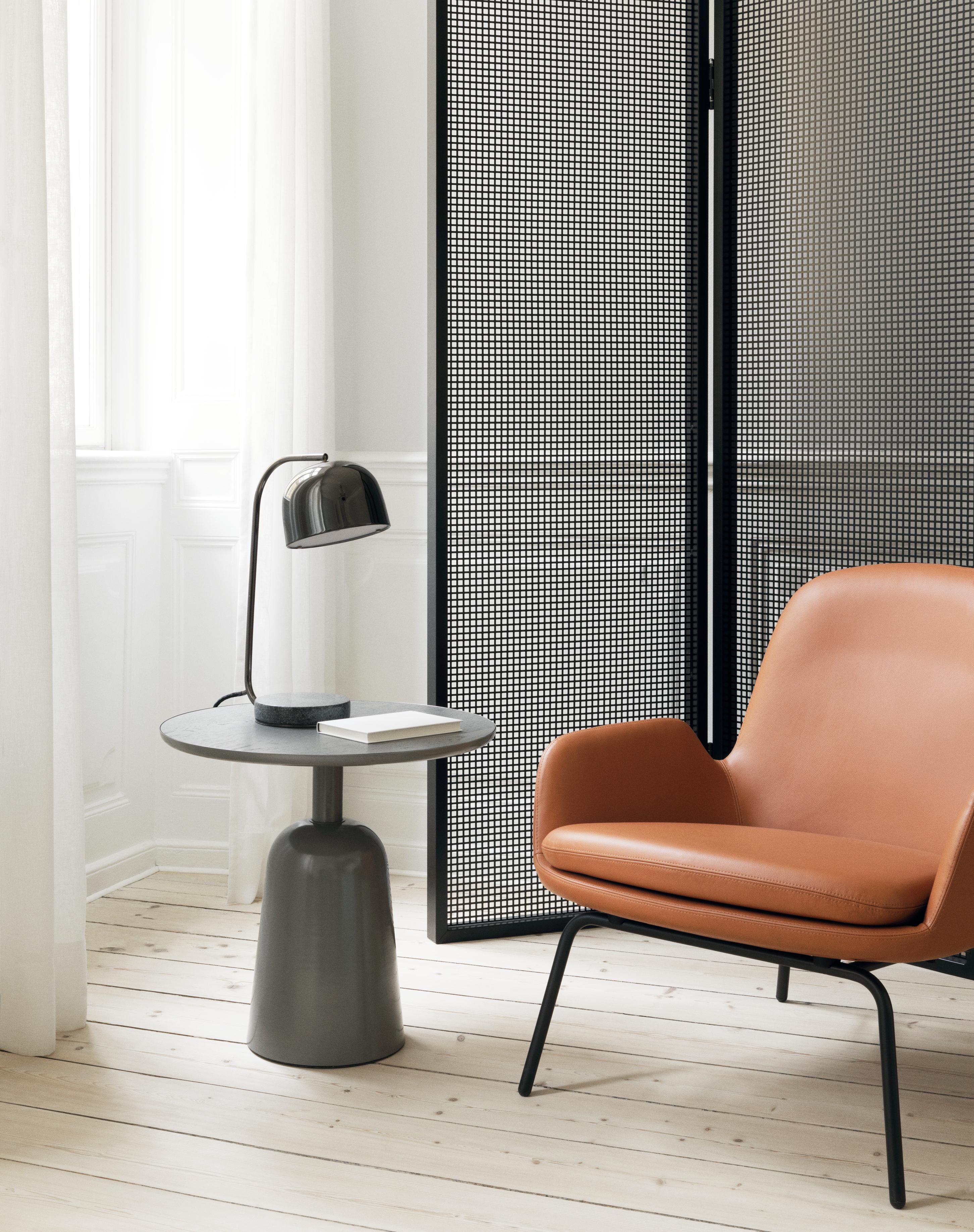 GRANT black table lamp with black granite