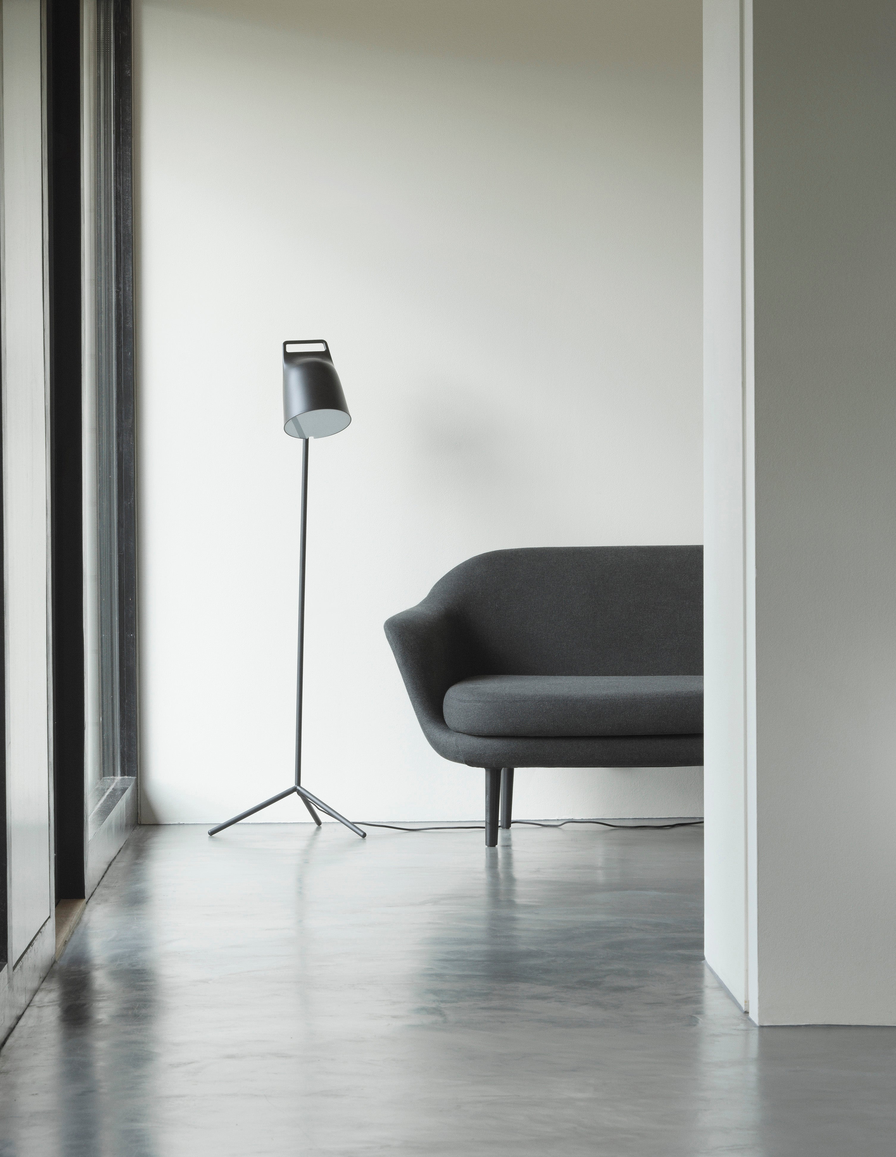Stehlampe zum Lesen STAGE schwarz