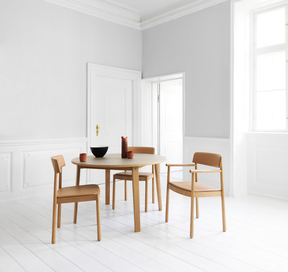 Round table Slice Linoeum oak veneer