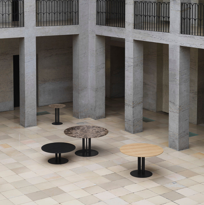Round table Scala black marble top with a black base