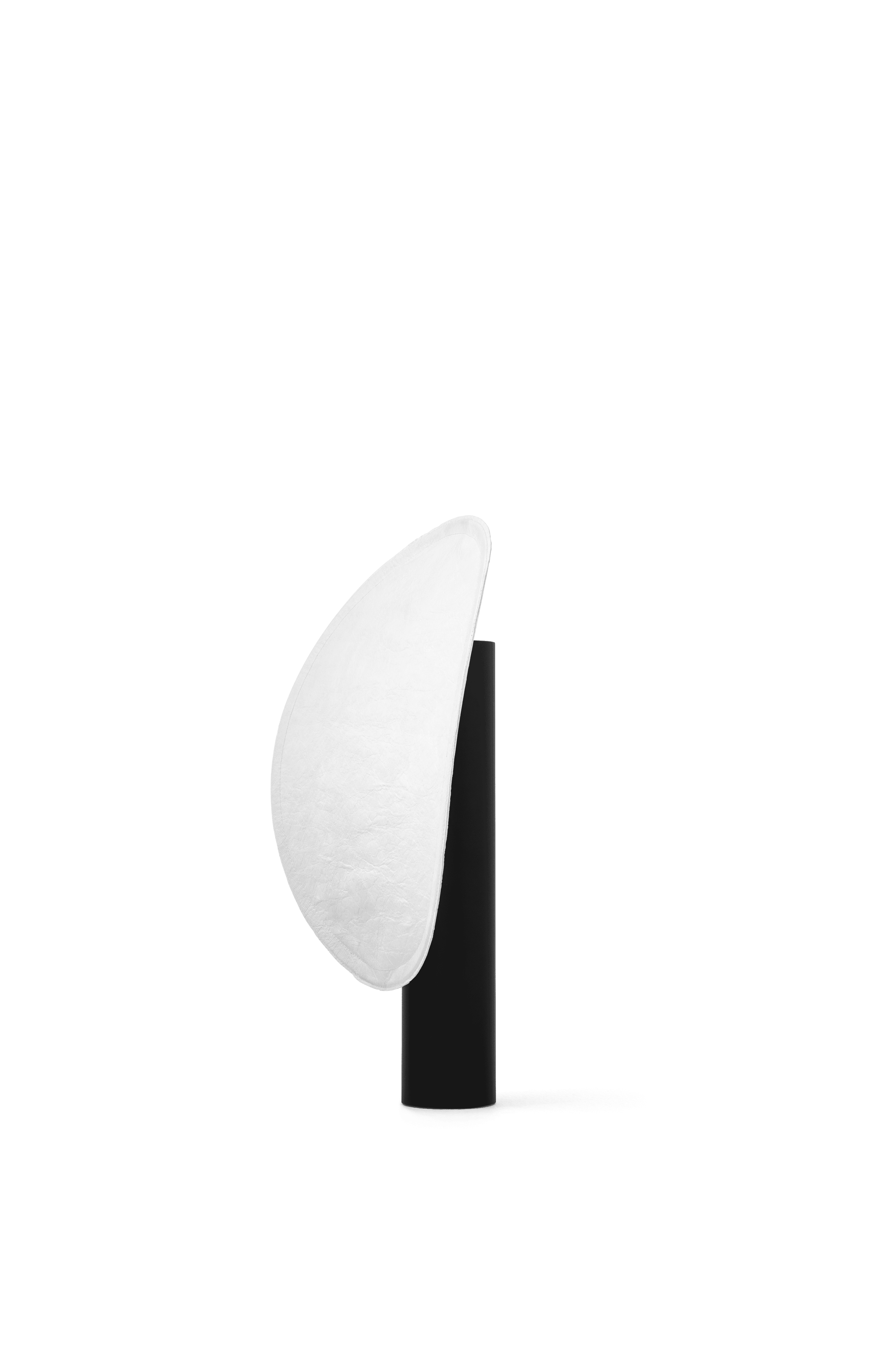 Angespannte schwarze Lampe