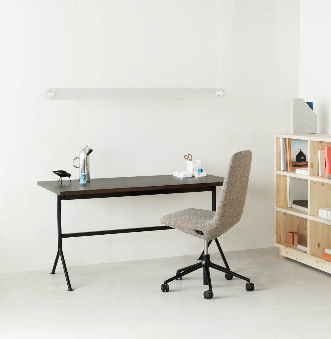 KIP desk natural pine with gray base