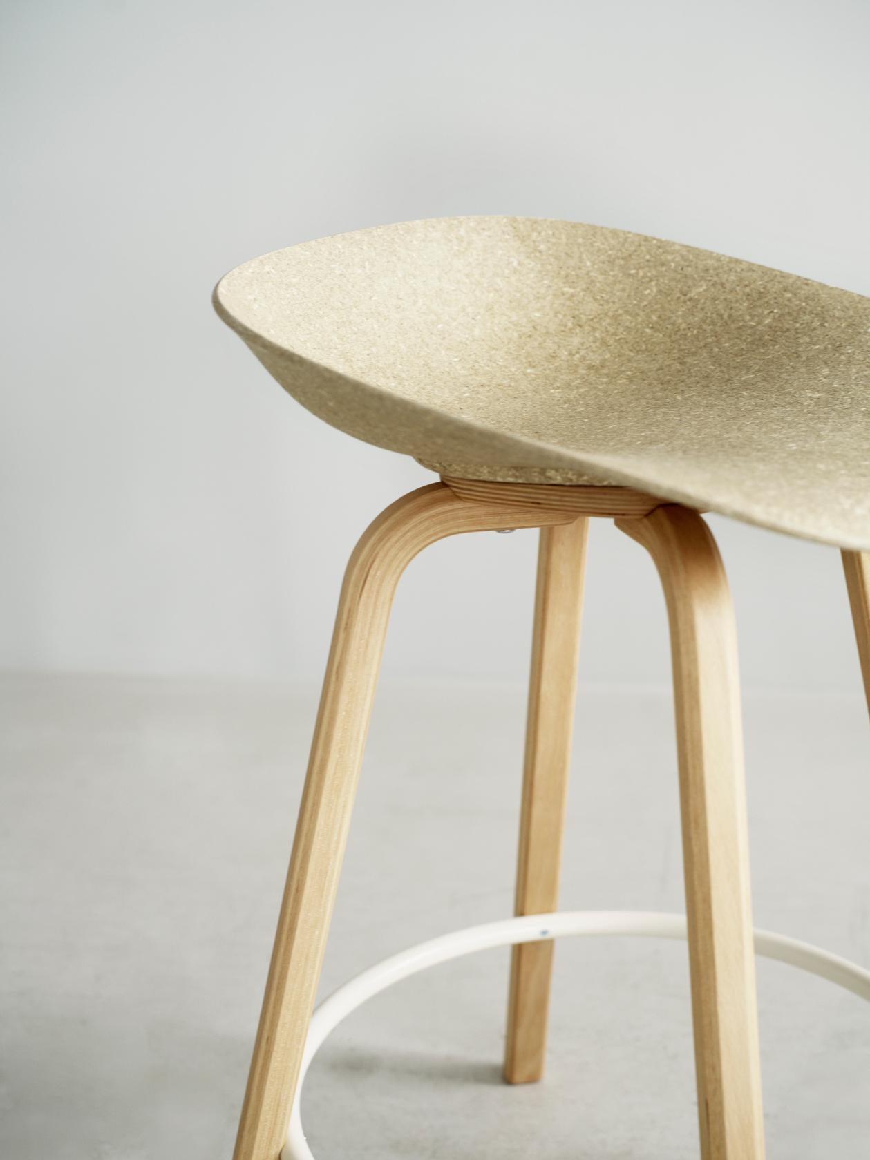 Bar Stuhl Mat Beige mit Buchenbasis