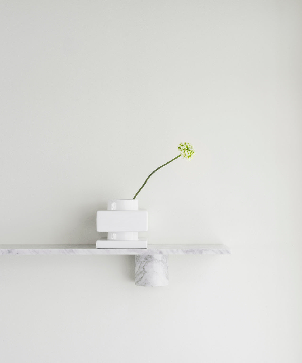 Shelf stena white marble