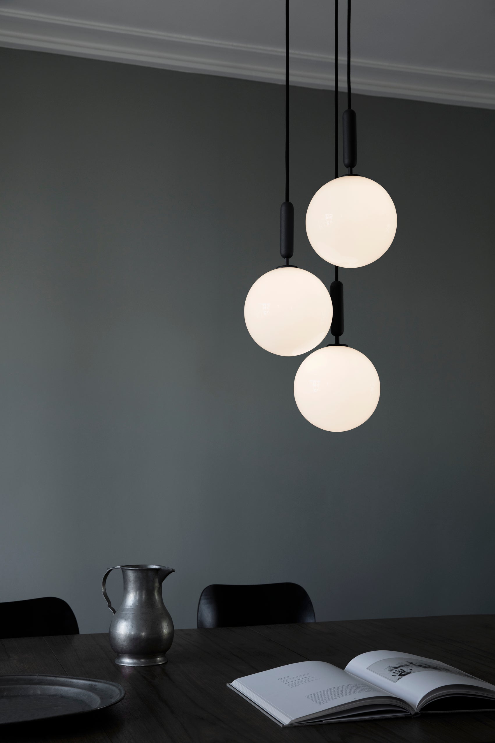 MIIRA 3 Pendant Lamp in Graphite with Opal Glass