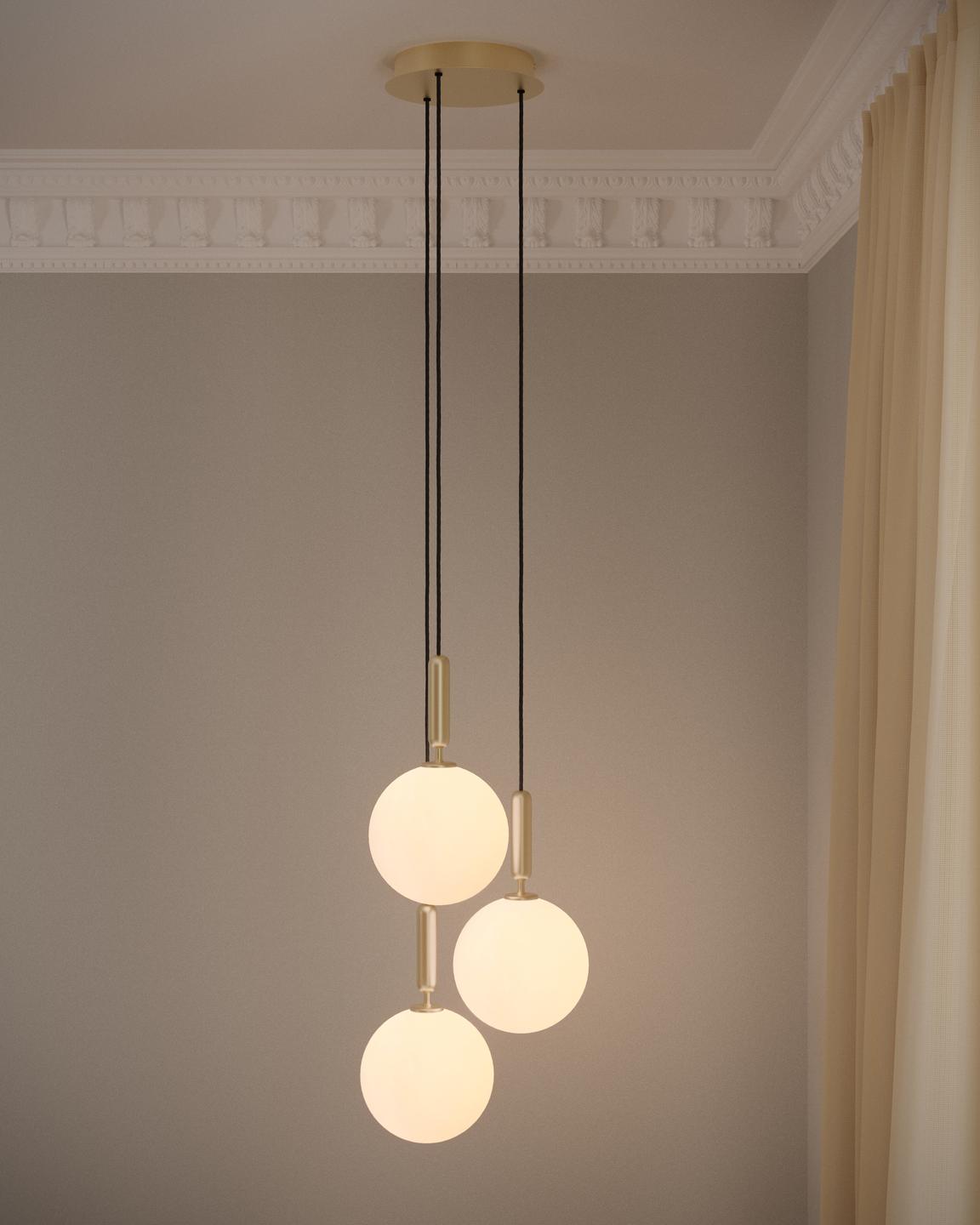 Pendelleuchte MIIRA 3 messing mit opalem Glas