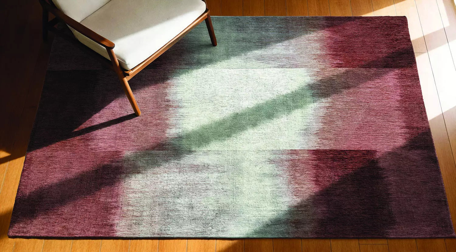 SENDAI rug in burgundy with salmon and white
