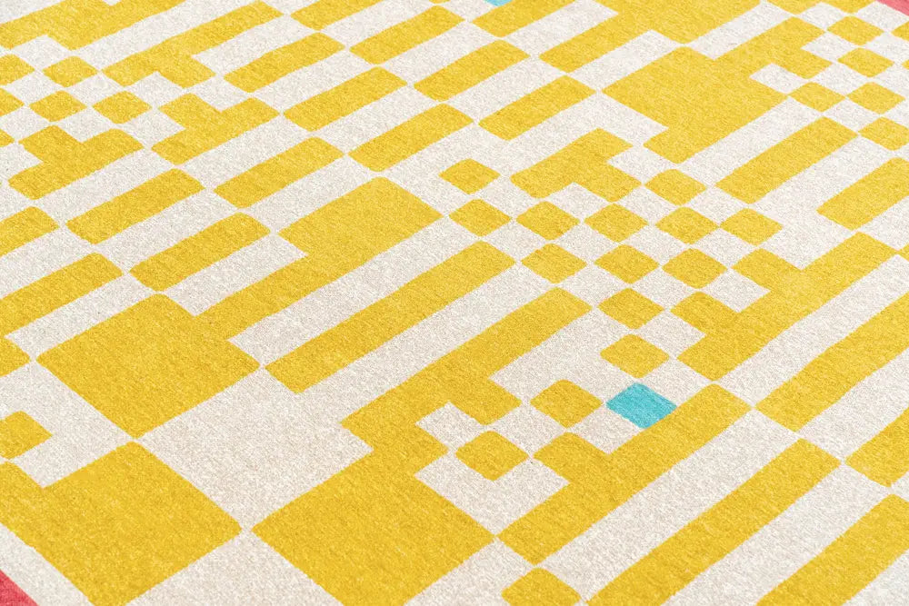 CHESS CUPCAKE Yellow Rug with White and Pink