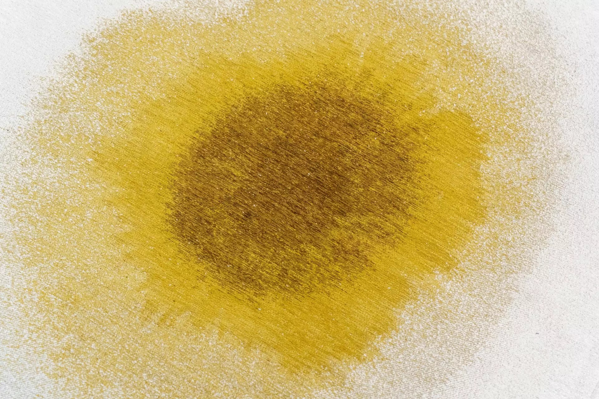 Round DROP rug in white with yellow