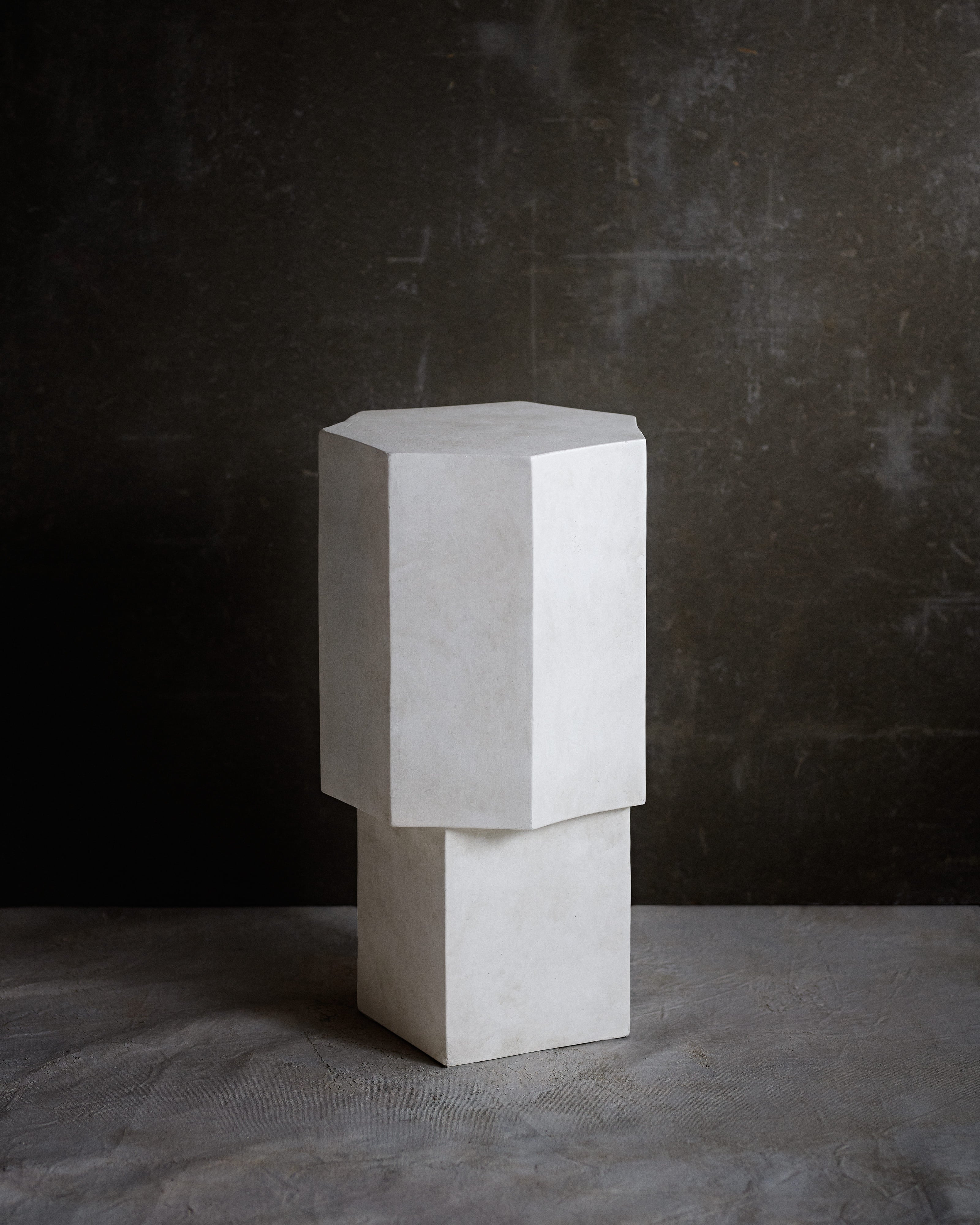 QUARTZ Side Table Beige Concrete