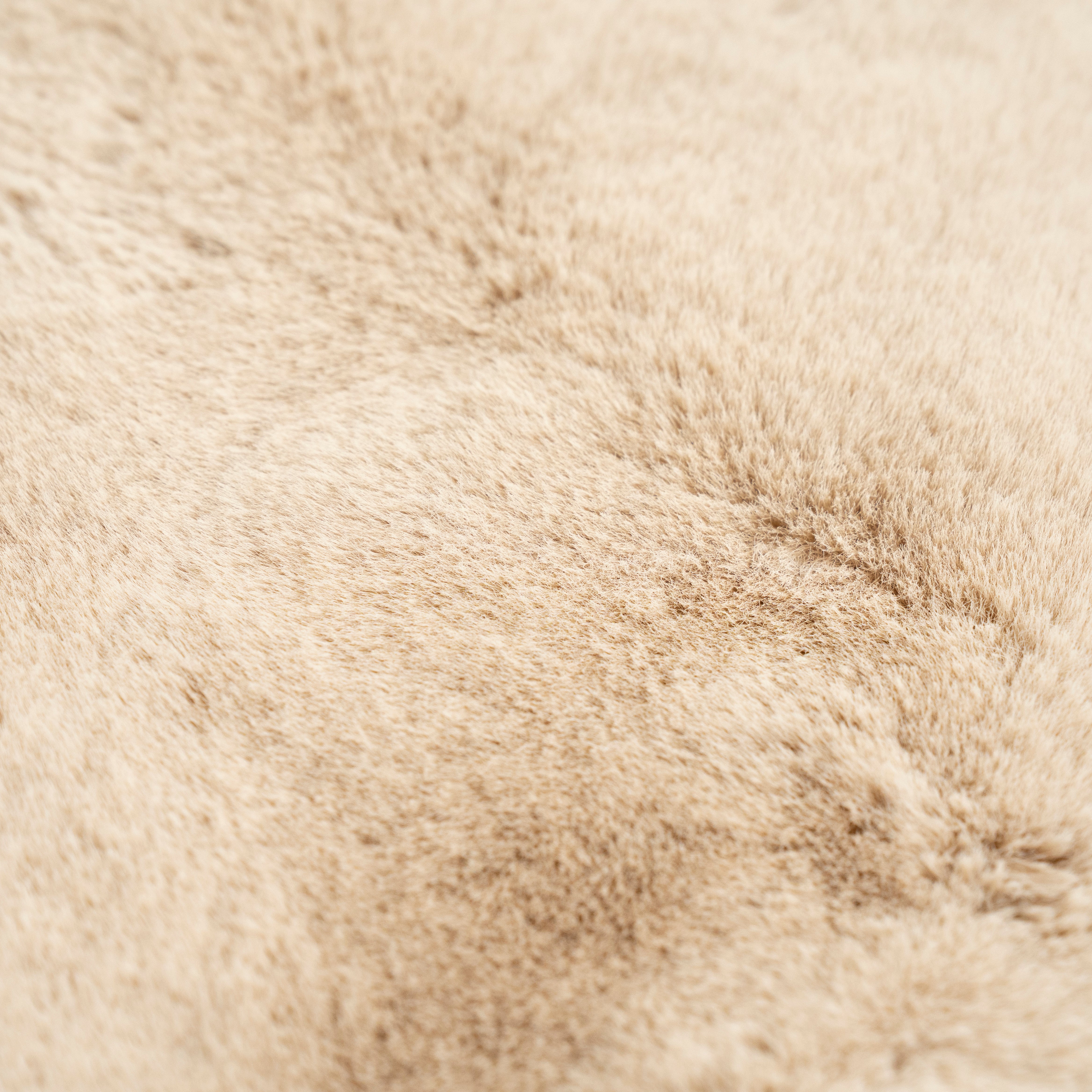 Rundteppich ZENA beige mit langem Flor