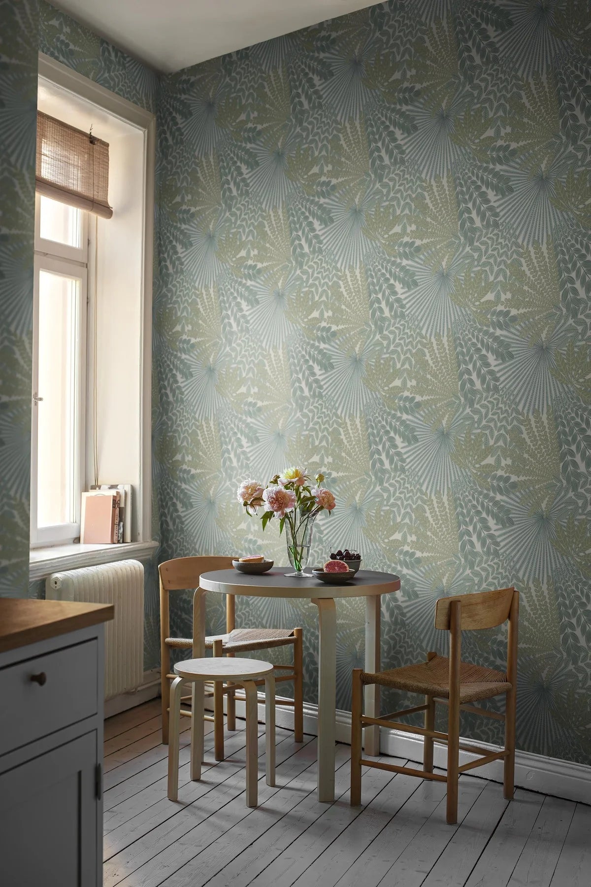 Tapete mit pflanzlichem Motiv VELVET LEAVES olivgrün