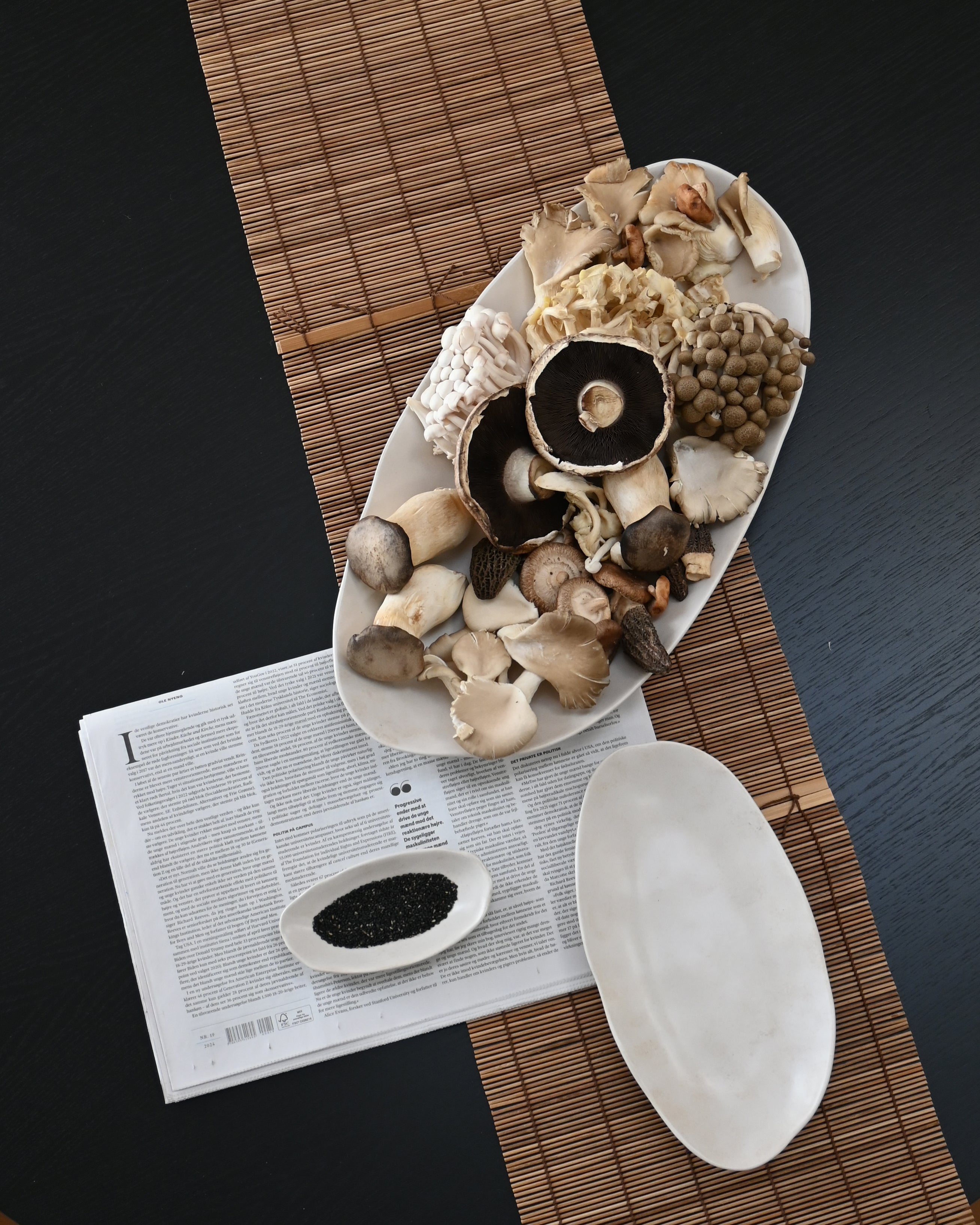 Set ovaler Tabletts NATIVE weiße Steinzeug