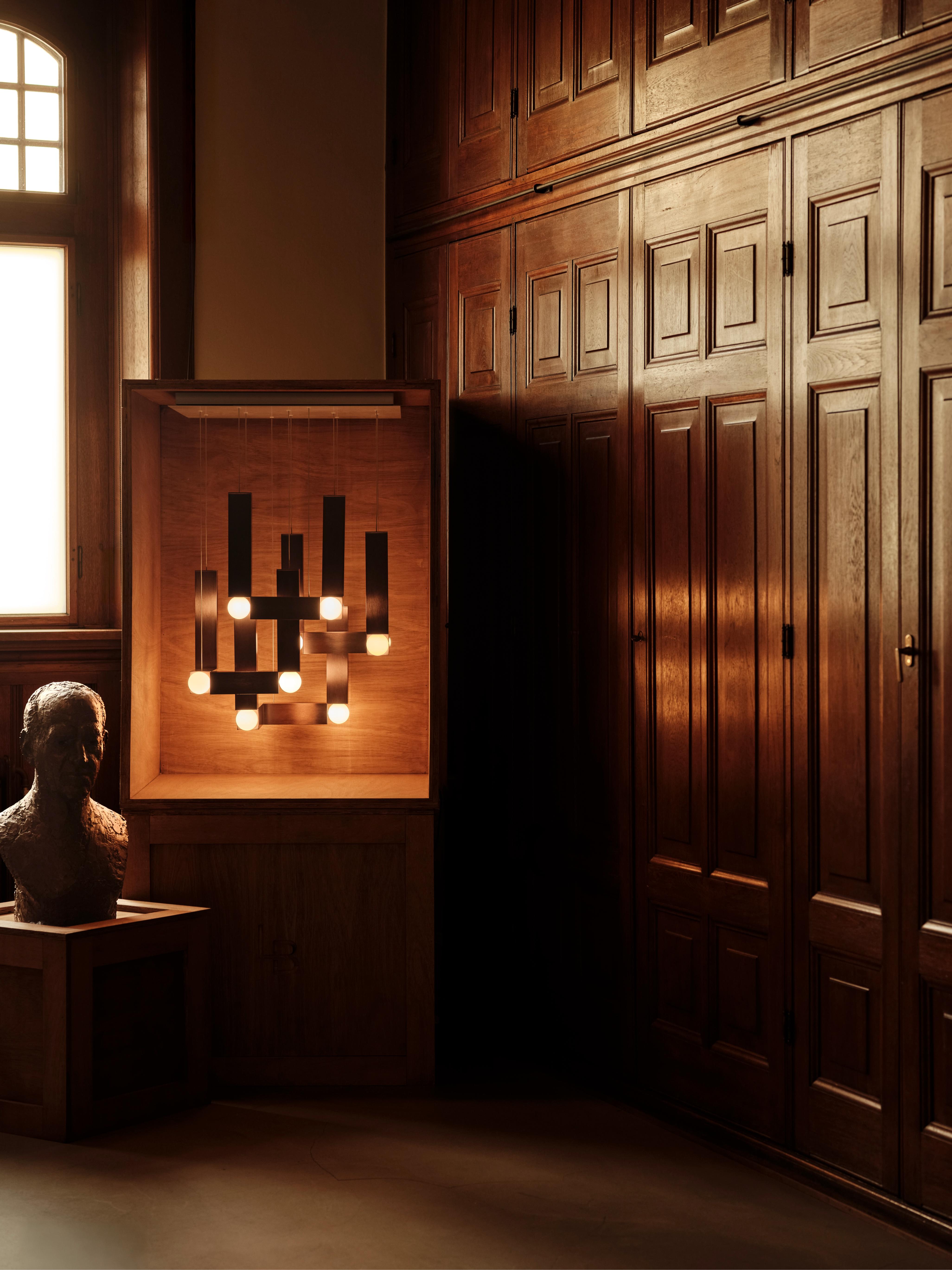 Lampa wisząca VESPER QUATTRO opalowy klosz z brązowym wykończeniem