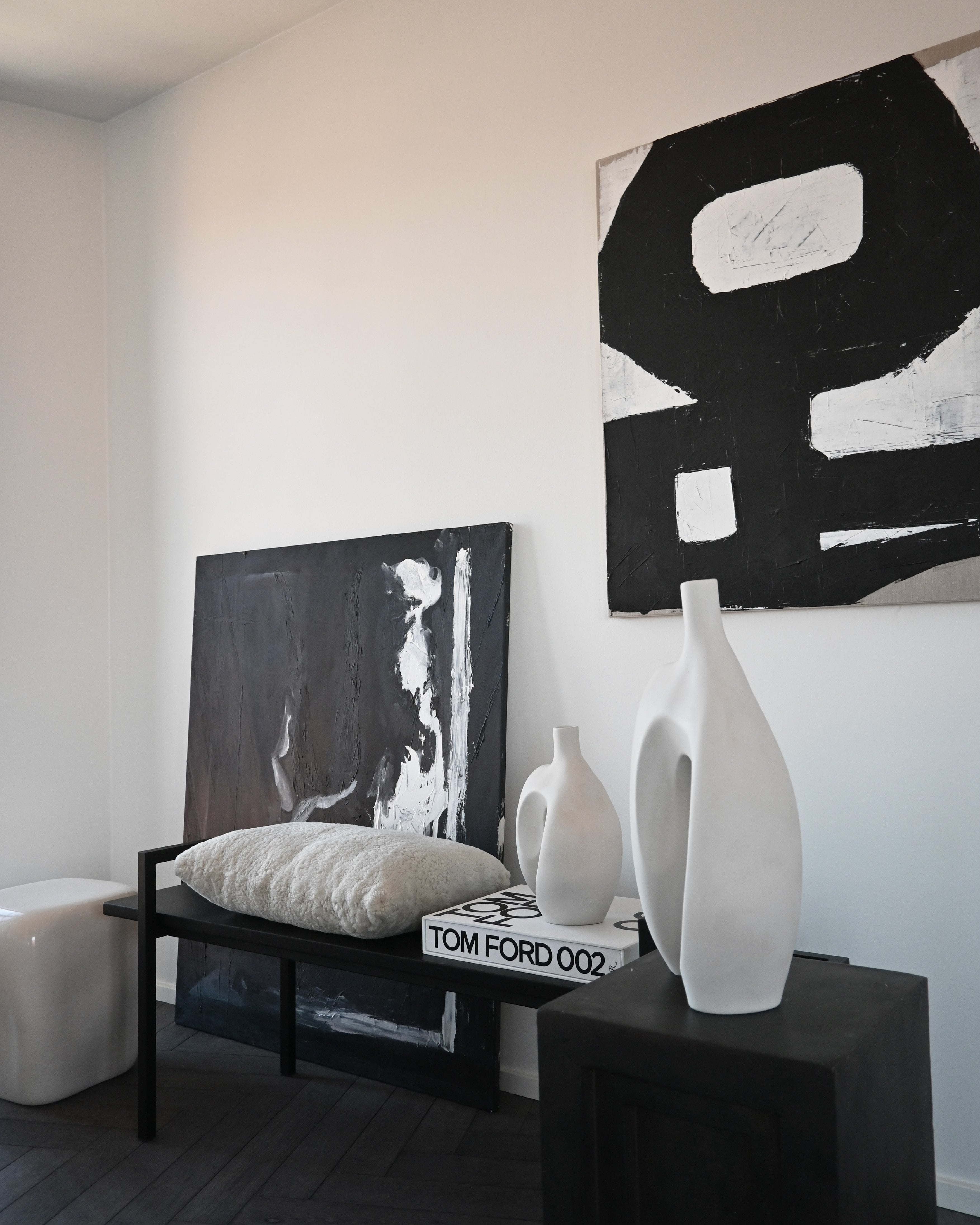 Weißer NI-Waschtopf