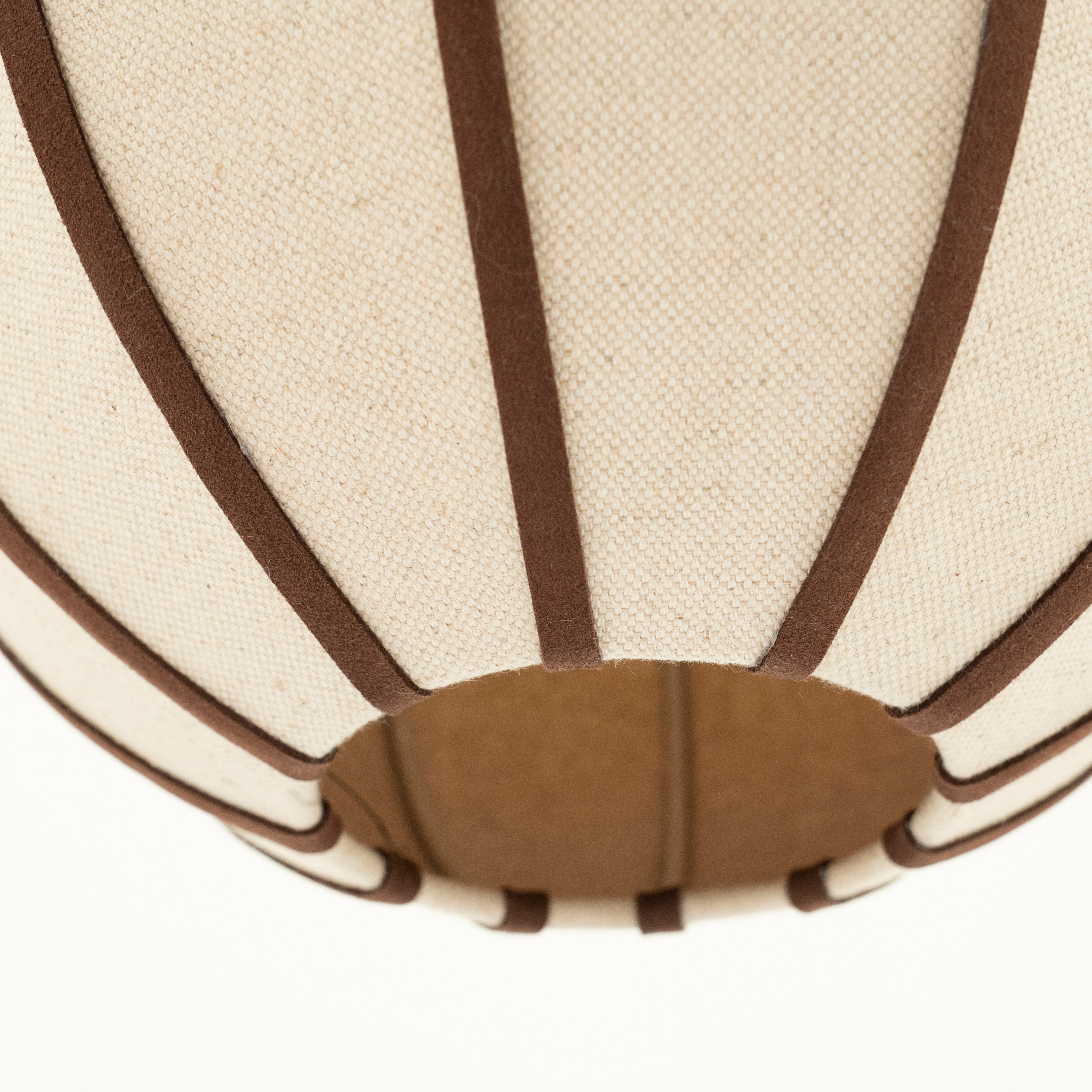 Lampa wisząca COCOON ONE beżowy z brązowym wykończeniem – skóra, By Boo