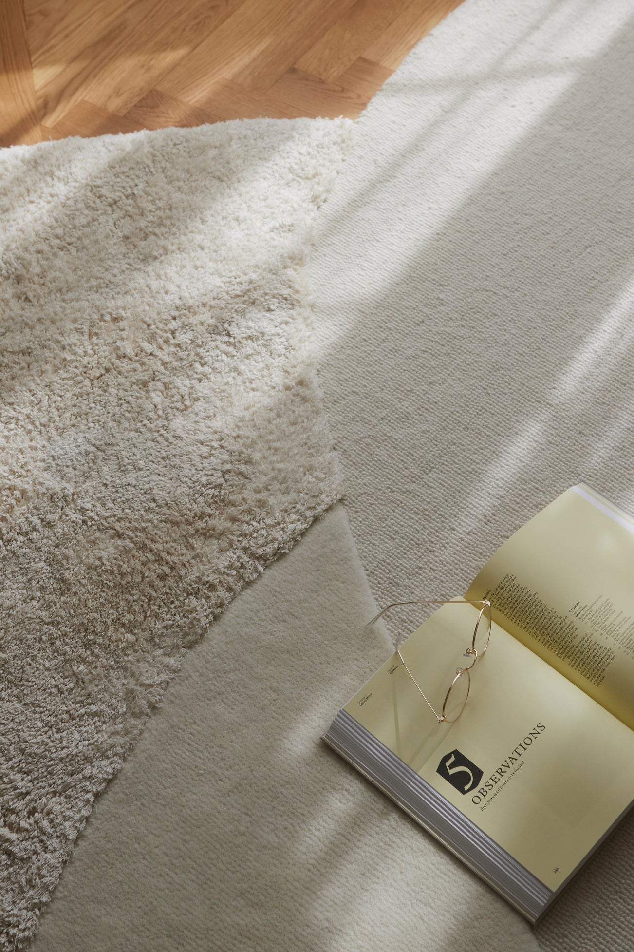 MOLA cream rug