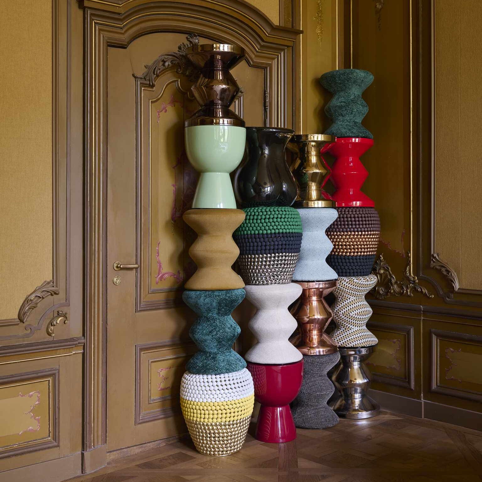 DOT stool white with yellow and gold