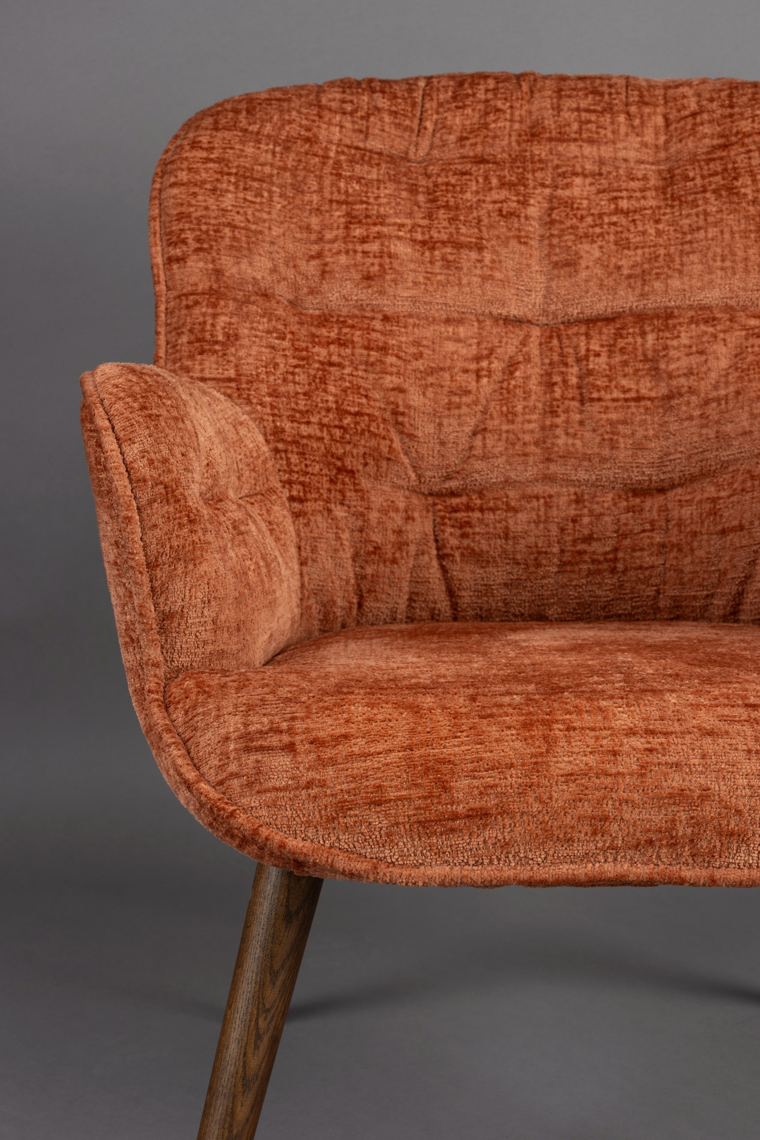 Sessel LENN braunes Samt mit Holzgestell