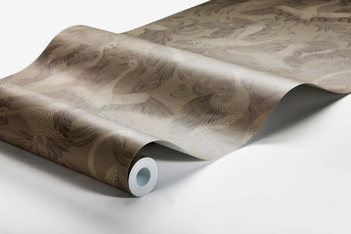 Tapete mit tierischem Motiv von Vögeln DANCING CRANE braun