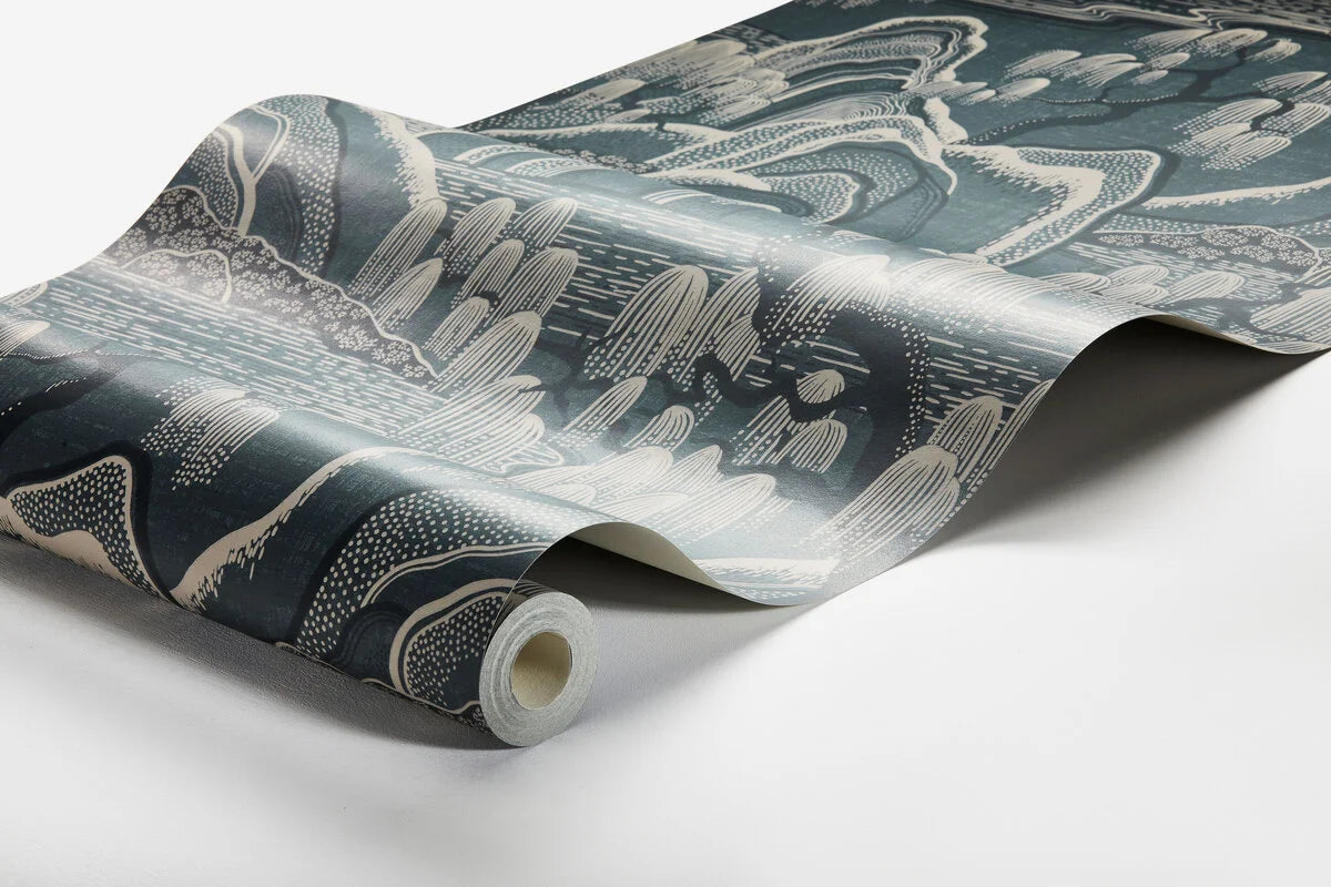 Vlies-Tapete mit Landschaft INDIGO GARDEN in Marineblau mit Beige