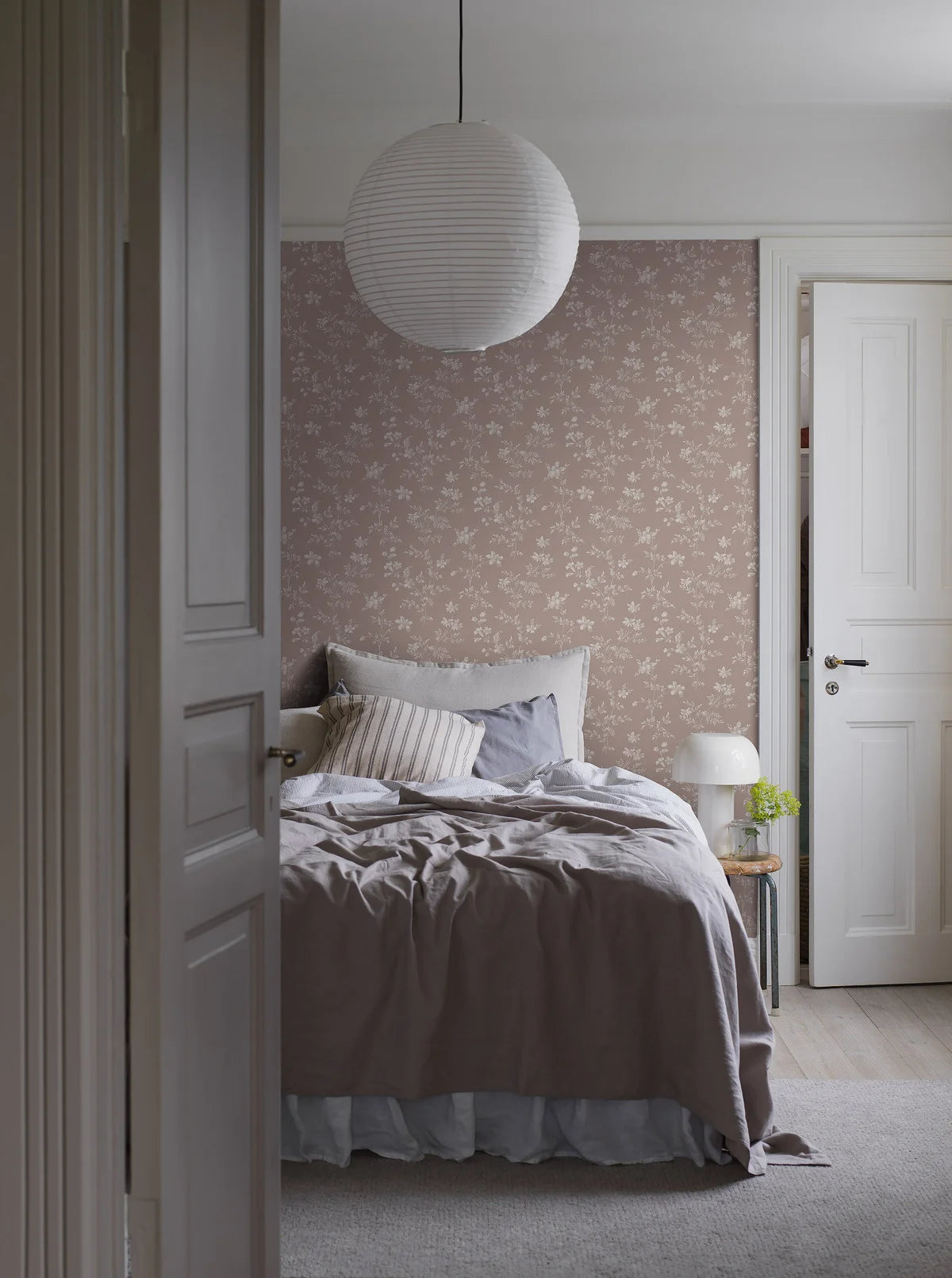 ÄNGSBLOMMA Brown Floral Pattern Wallpaper