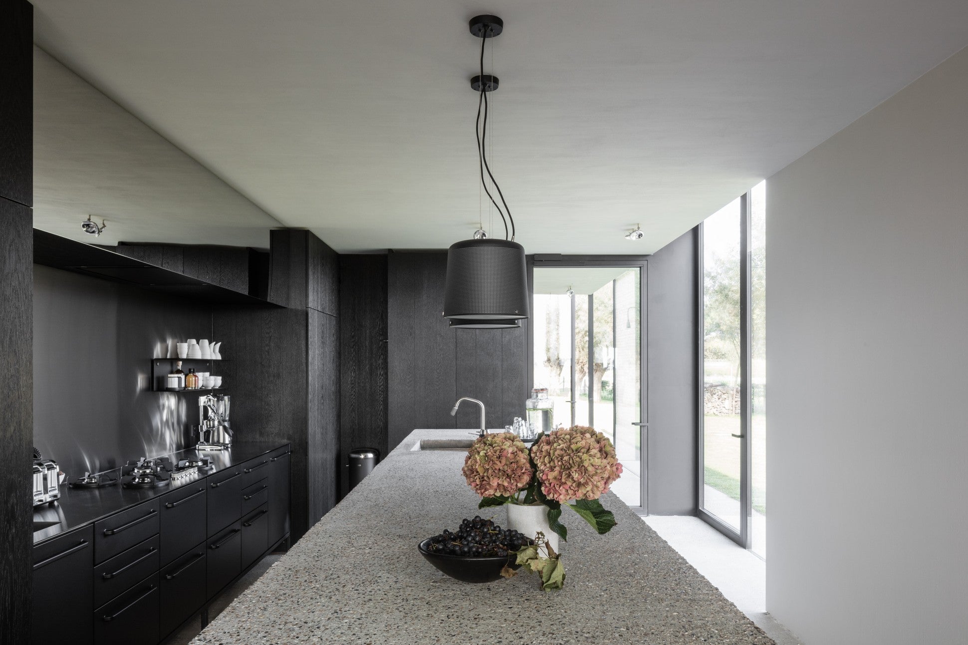 Pendelleuchte 526 schwarzes Metall