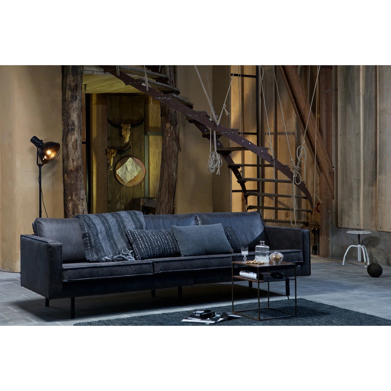 3-Sitzer-Sofa mit einem Öko-Leder-Rodeo schwarz