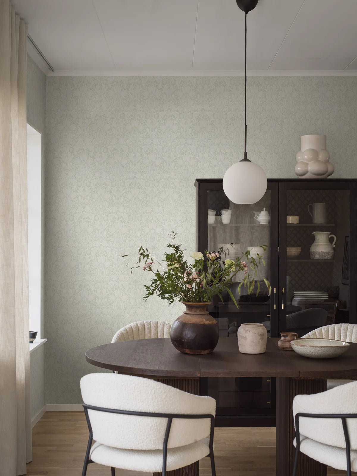 Vlies-Tapete mit pflanzlichem Muster ALBA grün mit weiß